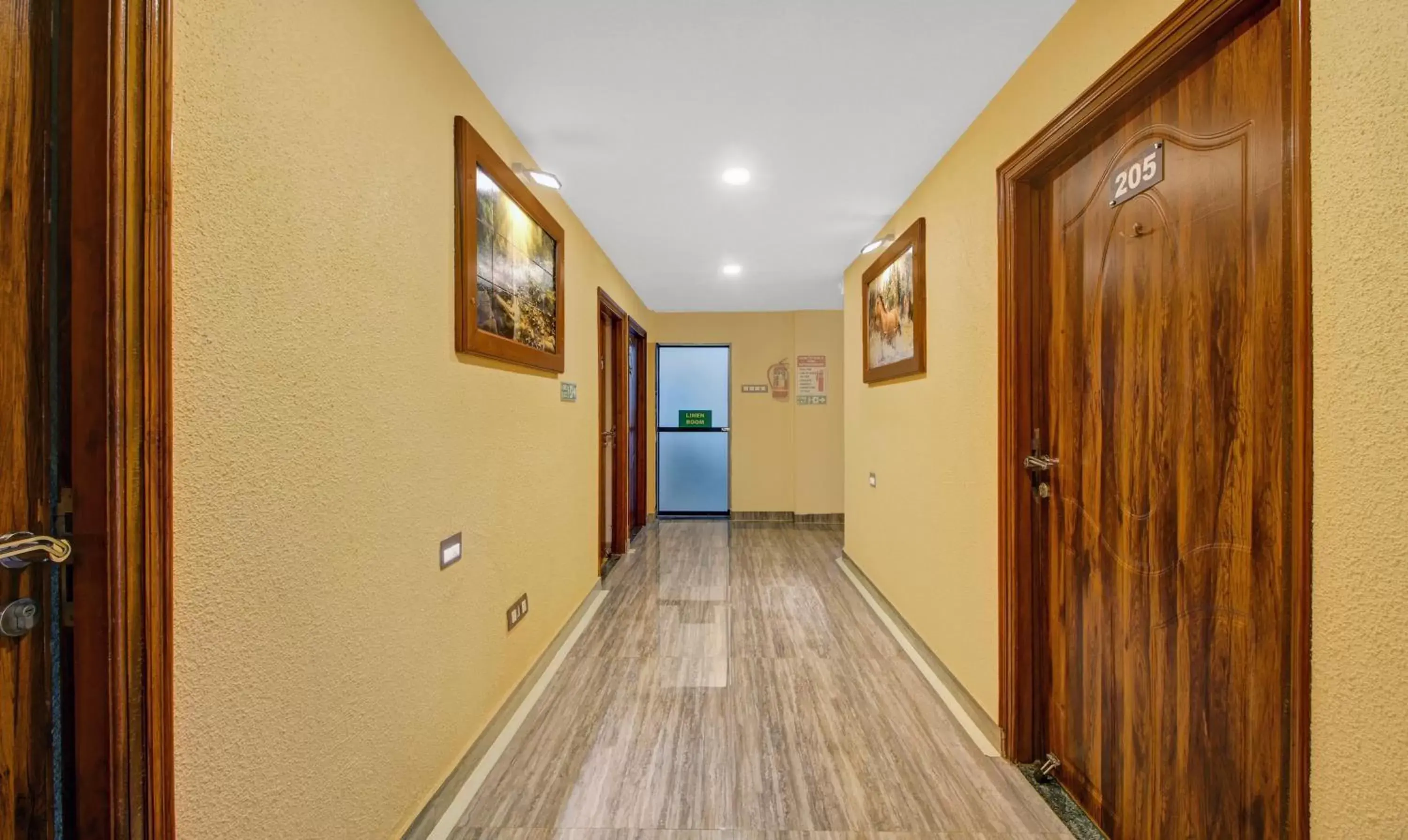 Lobby or reception in Treebo Majestic Palms, 2 Km From Colva Beach Lobby or reception in Treebo Majestic Palms, 2 Km From Colva Beach