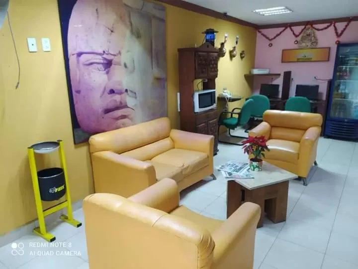 Communal lounge/ TV room in HOTEL MERIDA
