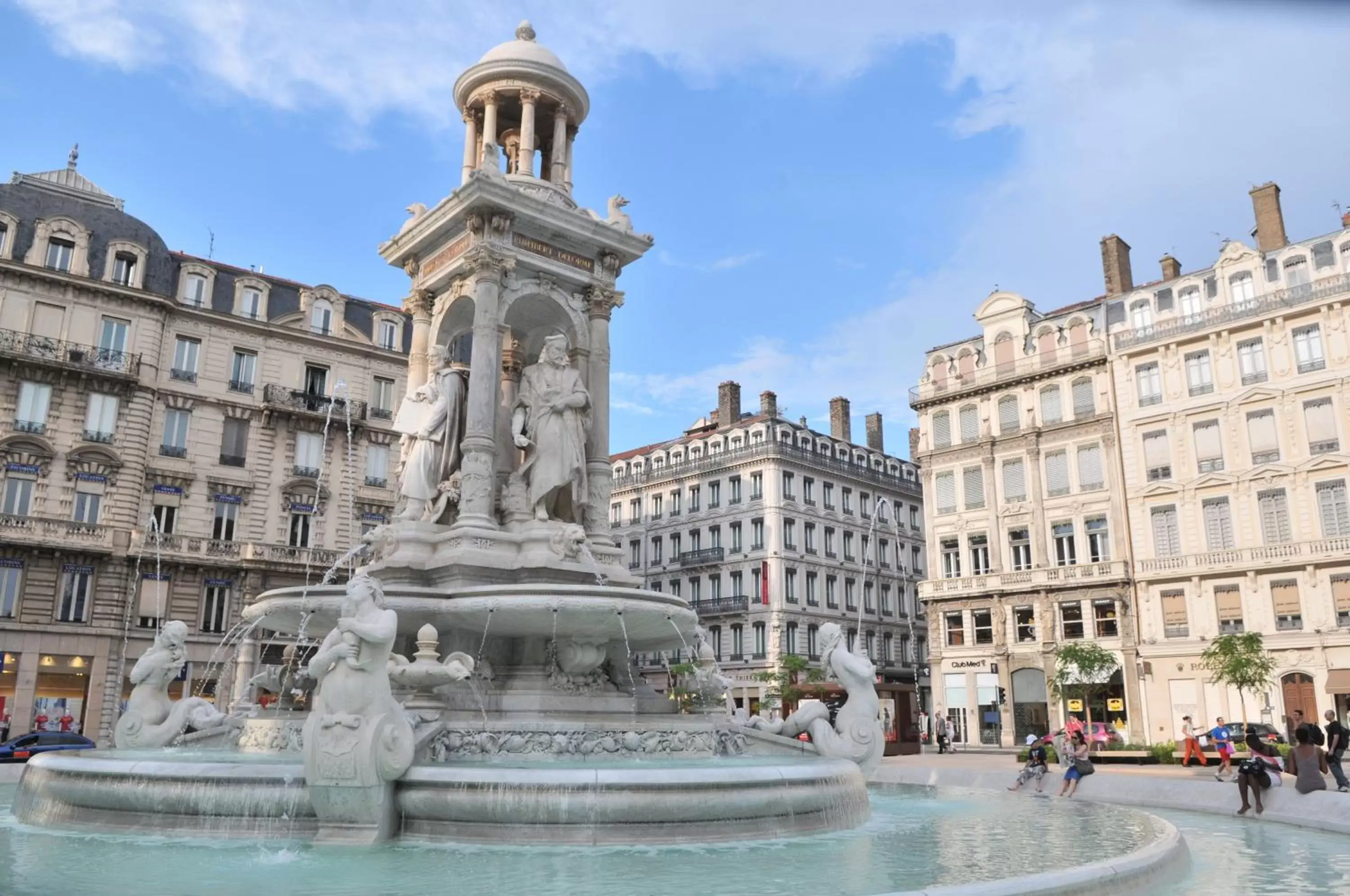 Nearby landmark in Mercure Lyon Centre Beaux-Arts