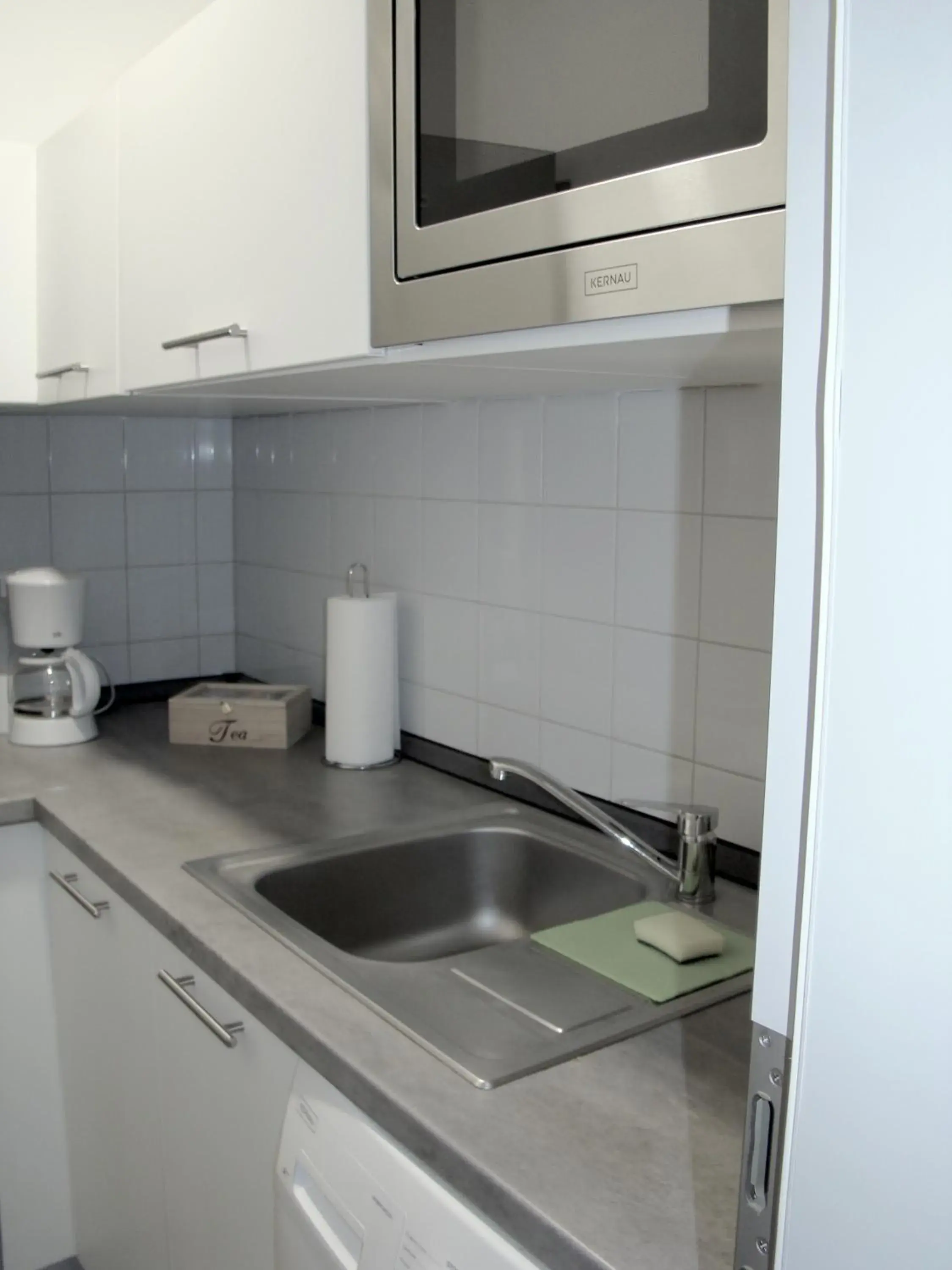 Communal kitchen, Kitchen/Kitchenette in BNB near Brandenburg Gate - Rooms & Apartments