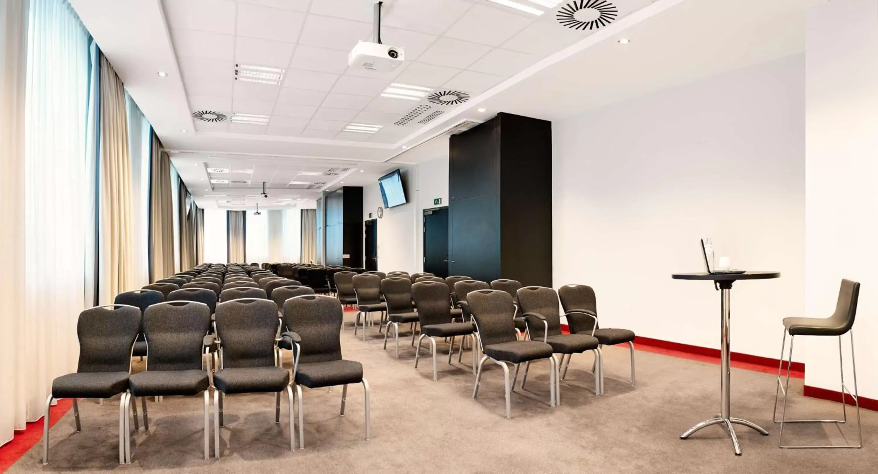 Meeting/conference room in Hotel Park Inn by Radisson Brussels Midi