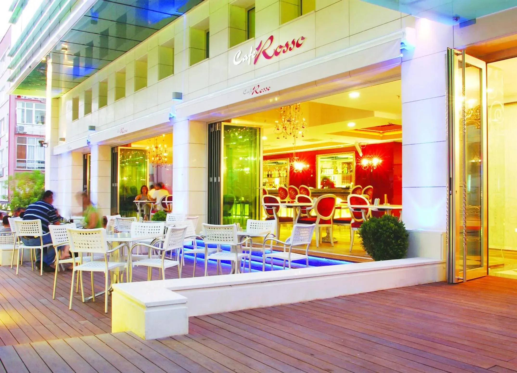 Restaurant/places to eat in Ramada Ankara