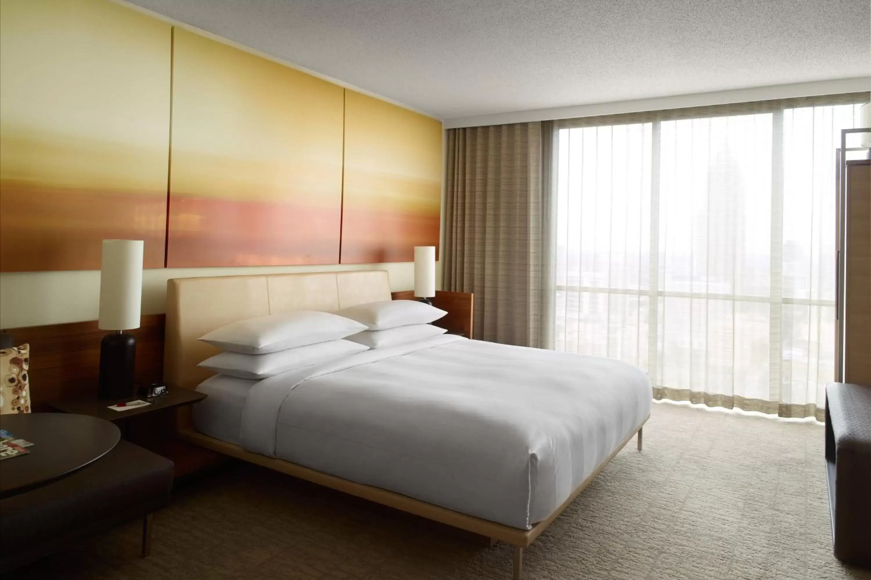 Photo of the whole room, Bed in Atlanta Marriott Marquis