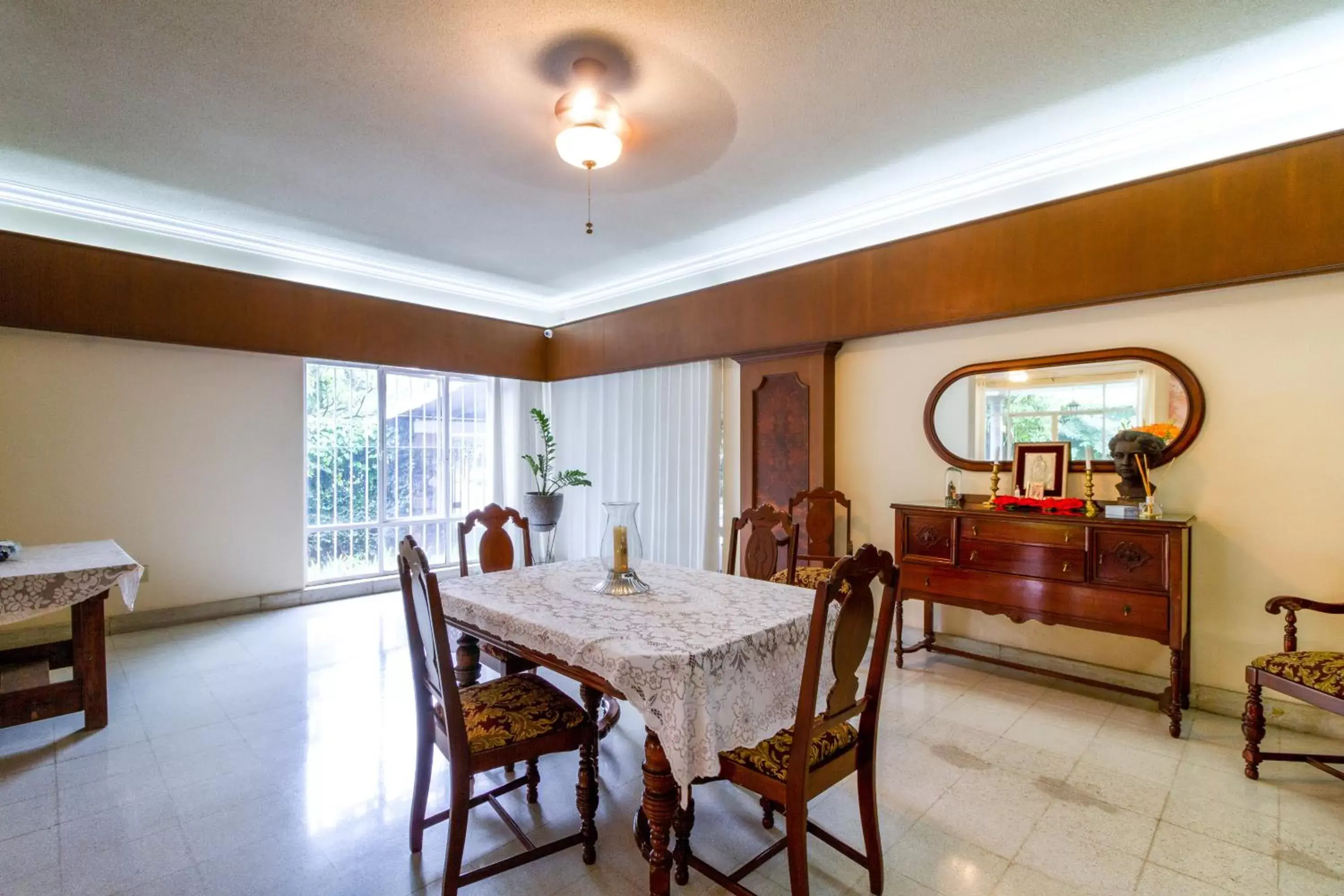 Decorative detail, Dining Area in Casa de Luz