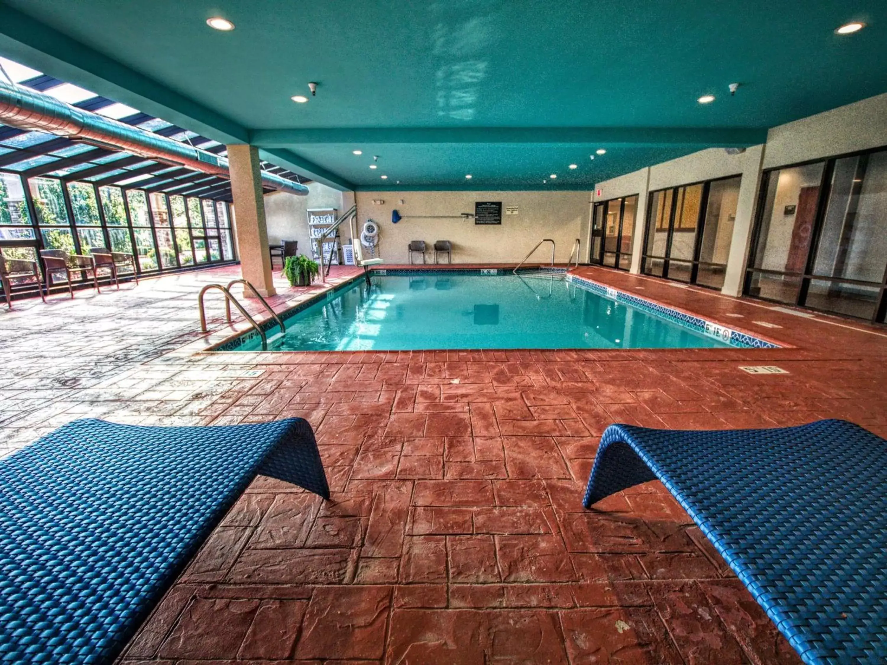 Pool view, Swimming Pool in Hampton Inn By Hilton Oklahoma City/Edmond