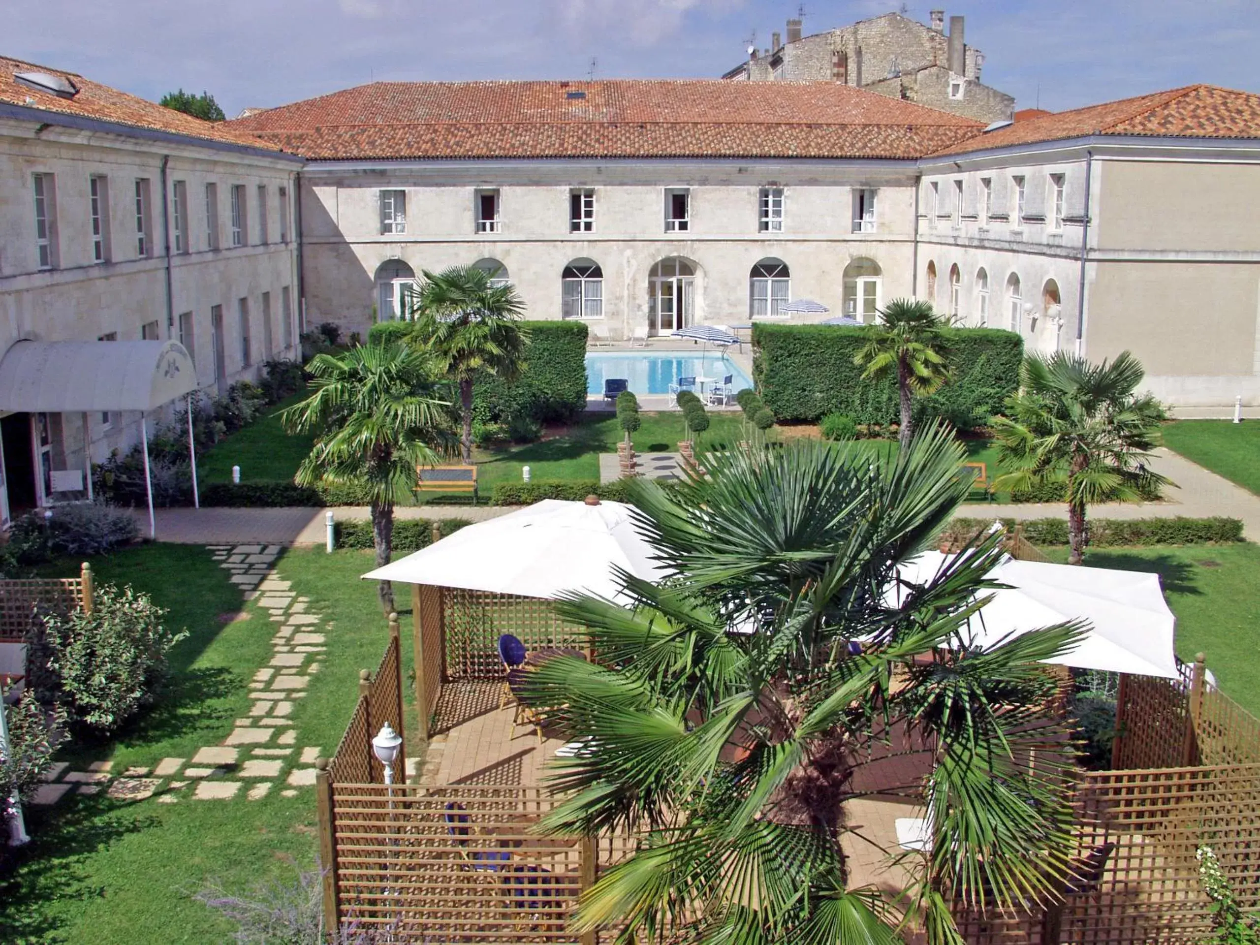 Property Building in Hôtel Mercure Rochefort La Corderie Royale