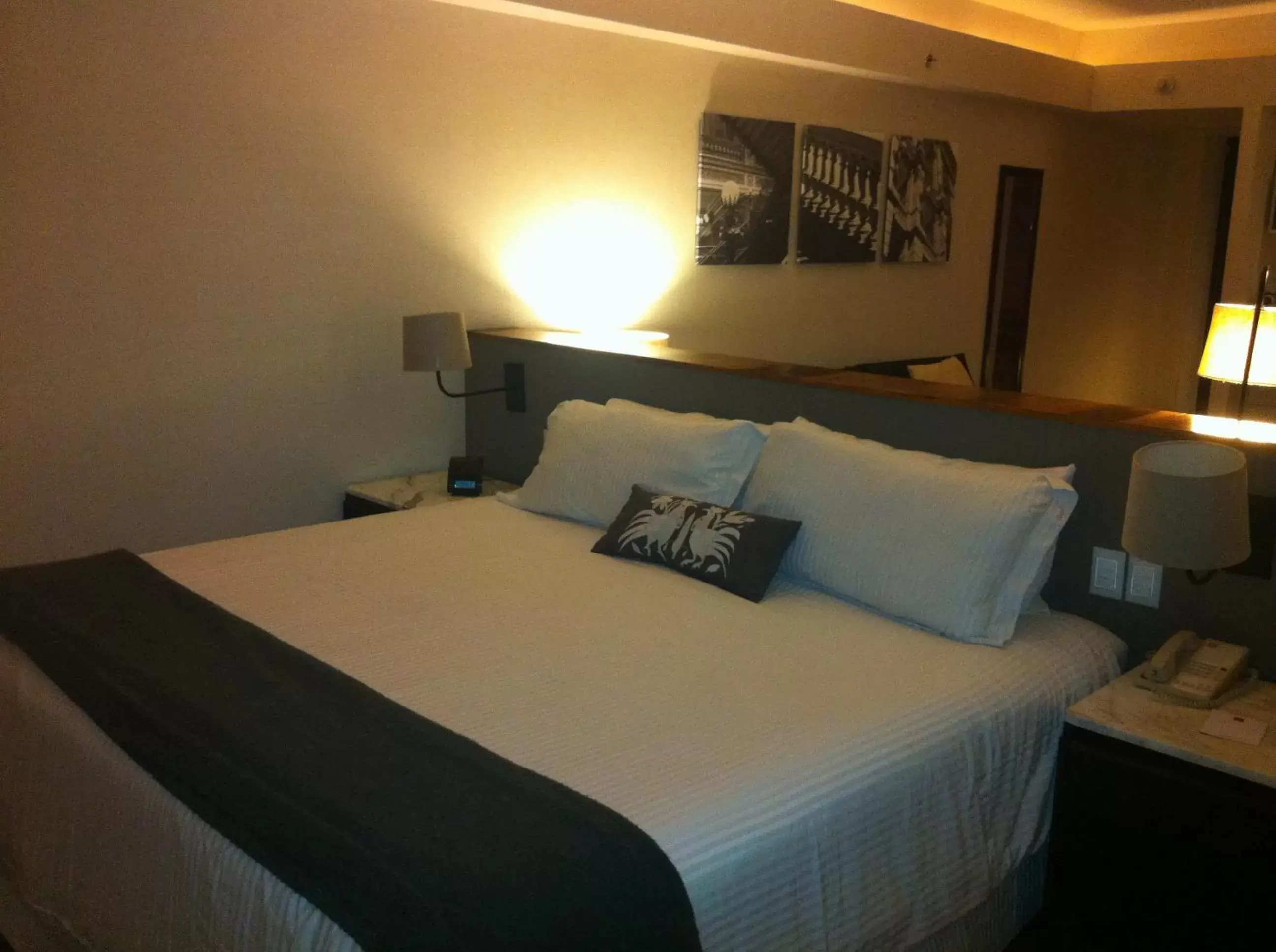 Bed in Las Suites Campos Eliseos