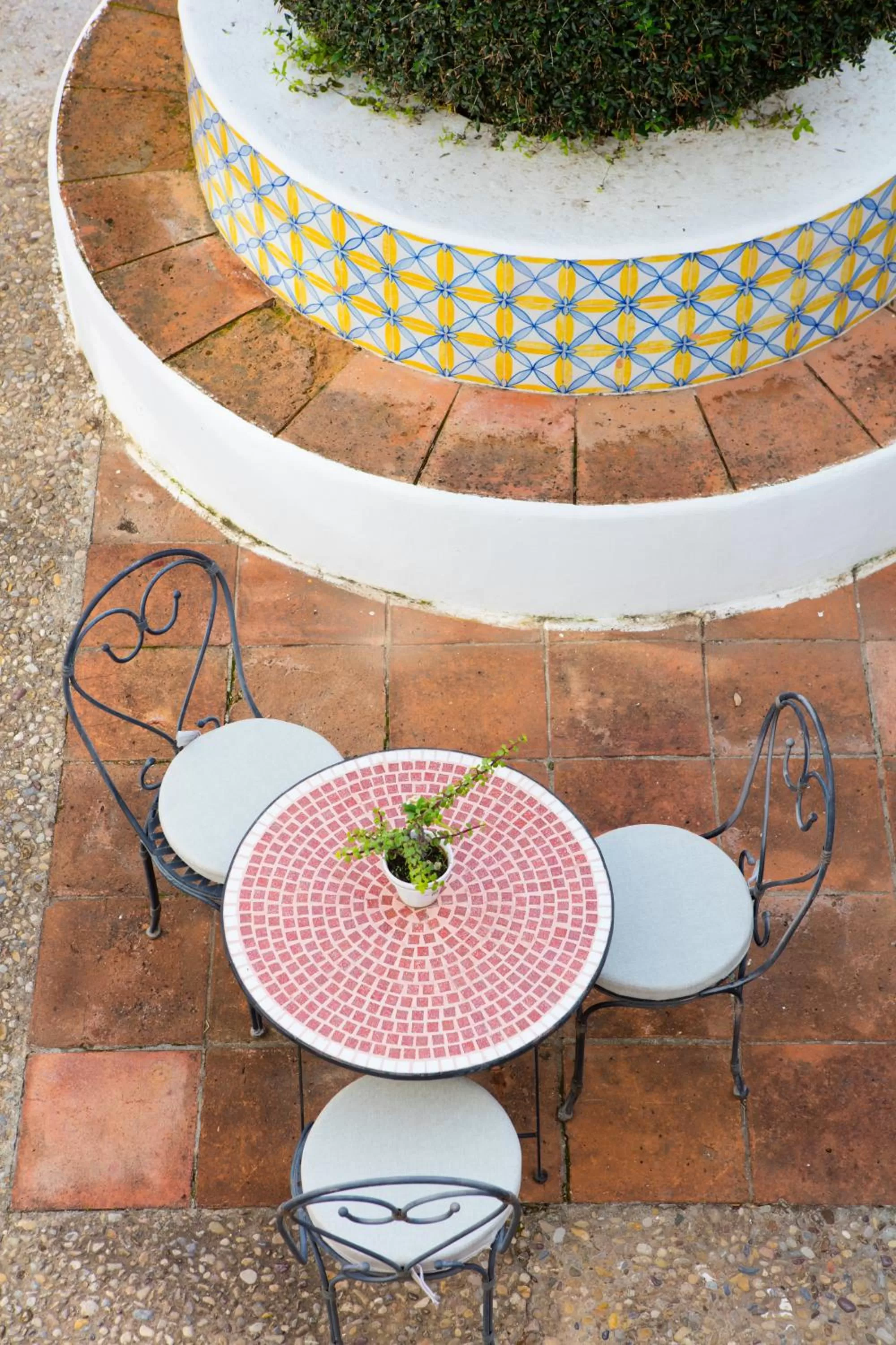 Patio in Hotel Tugasa Las Truchas