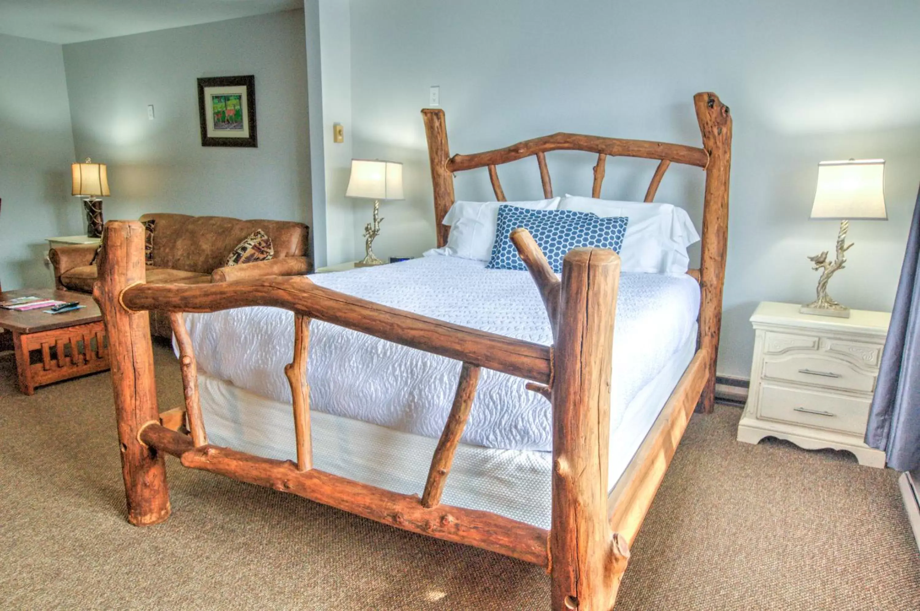 Bed in East Shore Lodging