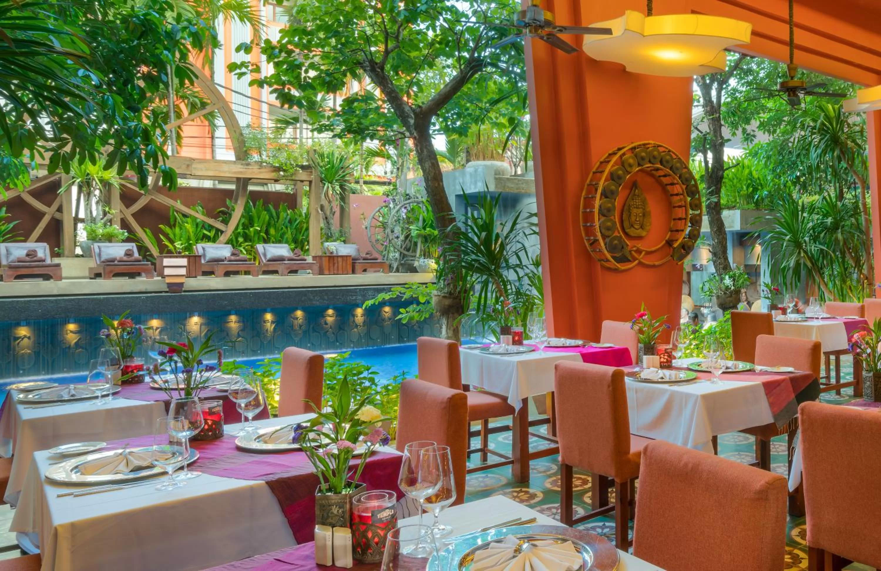 Restaurant/places to eat in Golden Temple Residence