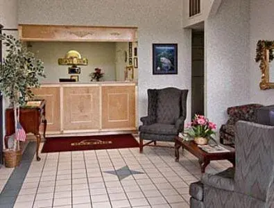 Lobby or reception, Lobby/Reception in Days Inn by Wyndham Hendersonville