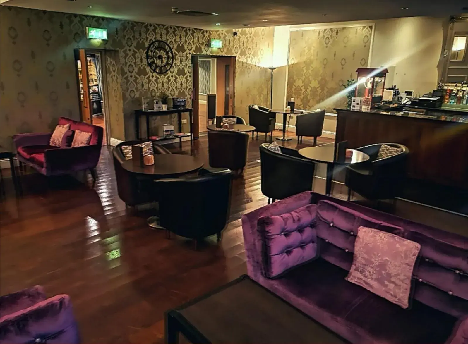 Lounge or bar, Restaurant/Places to Eat in The Royal Hotel Cardiff