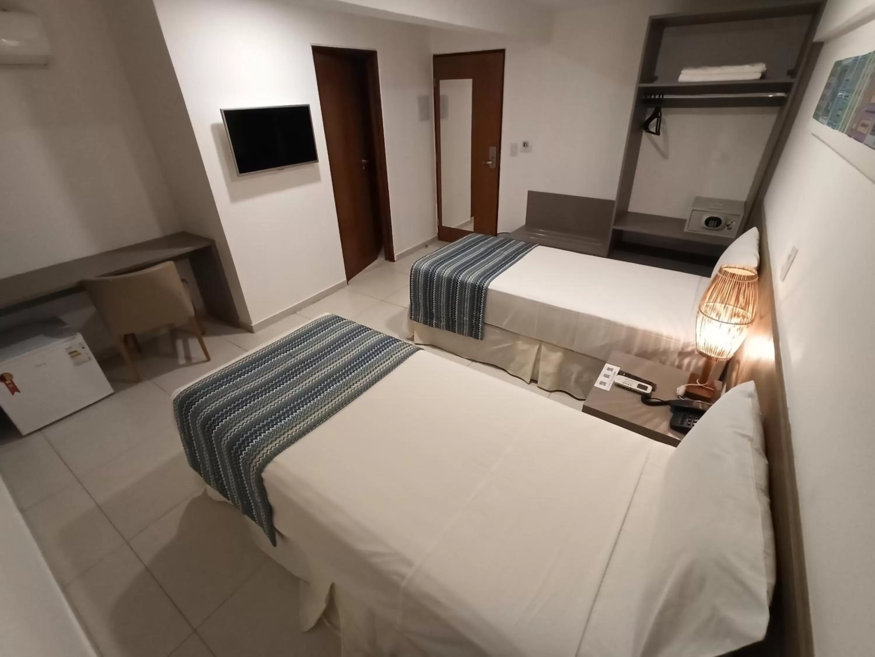 Bed in Slim Pajuçara by Tropicalis