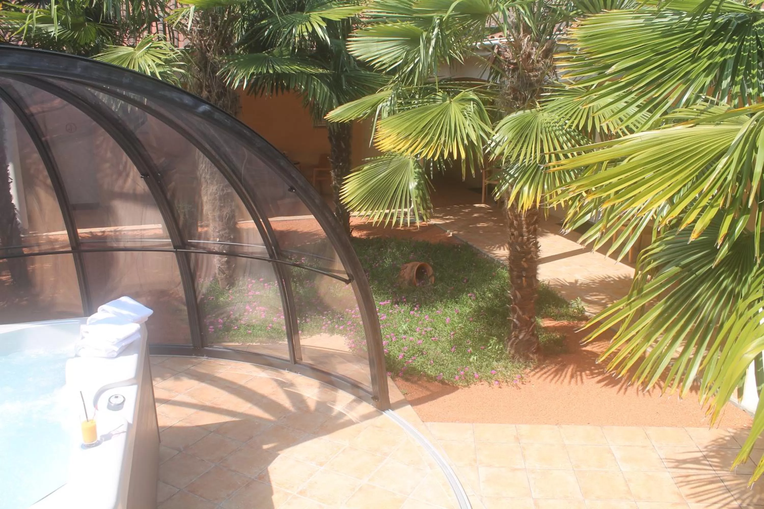 Hot Tub in La Closerie, Nantes Nord