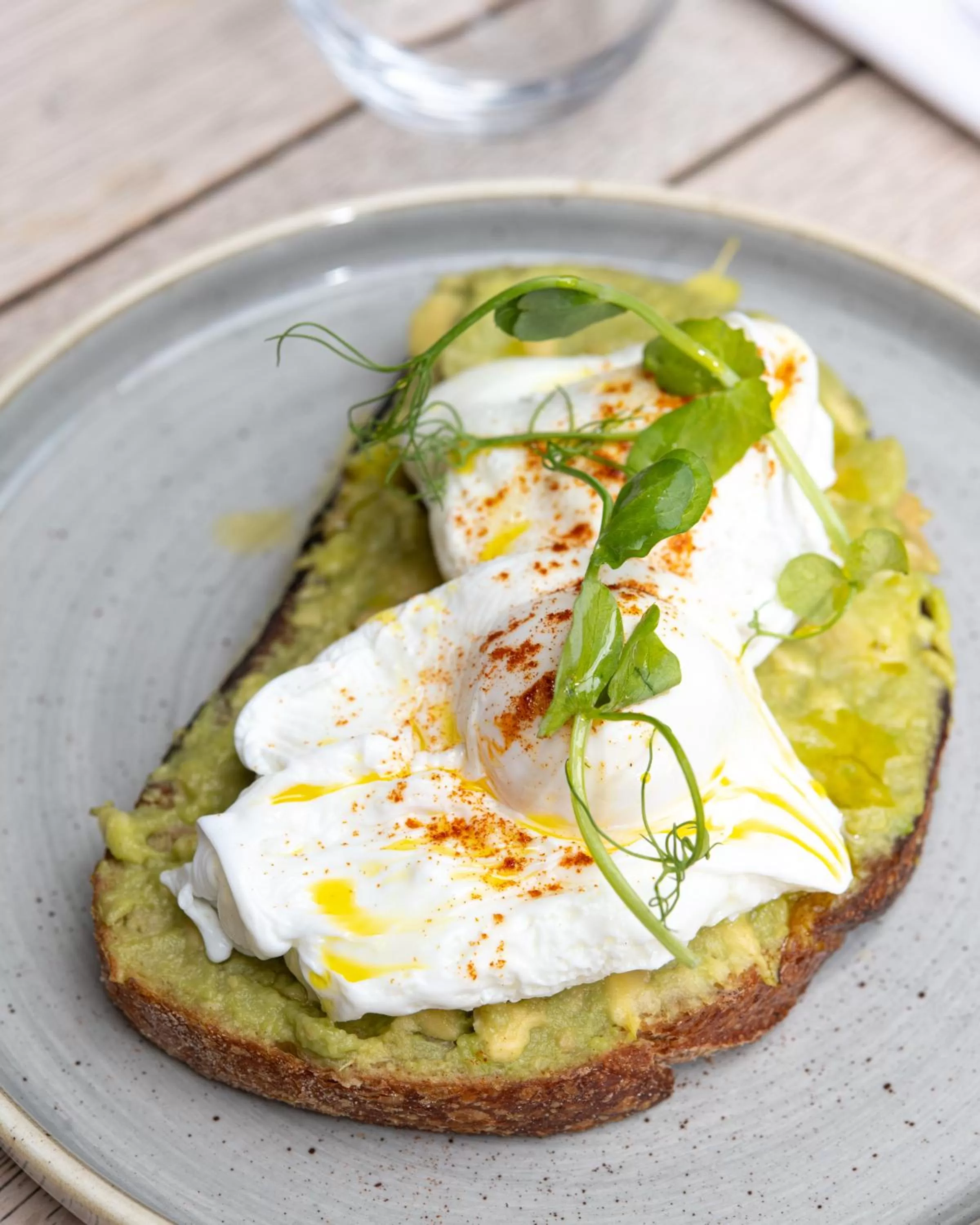 Restaurant/places to eat in Kew Gardens Hotel