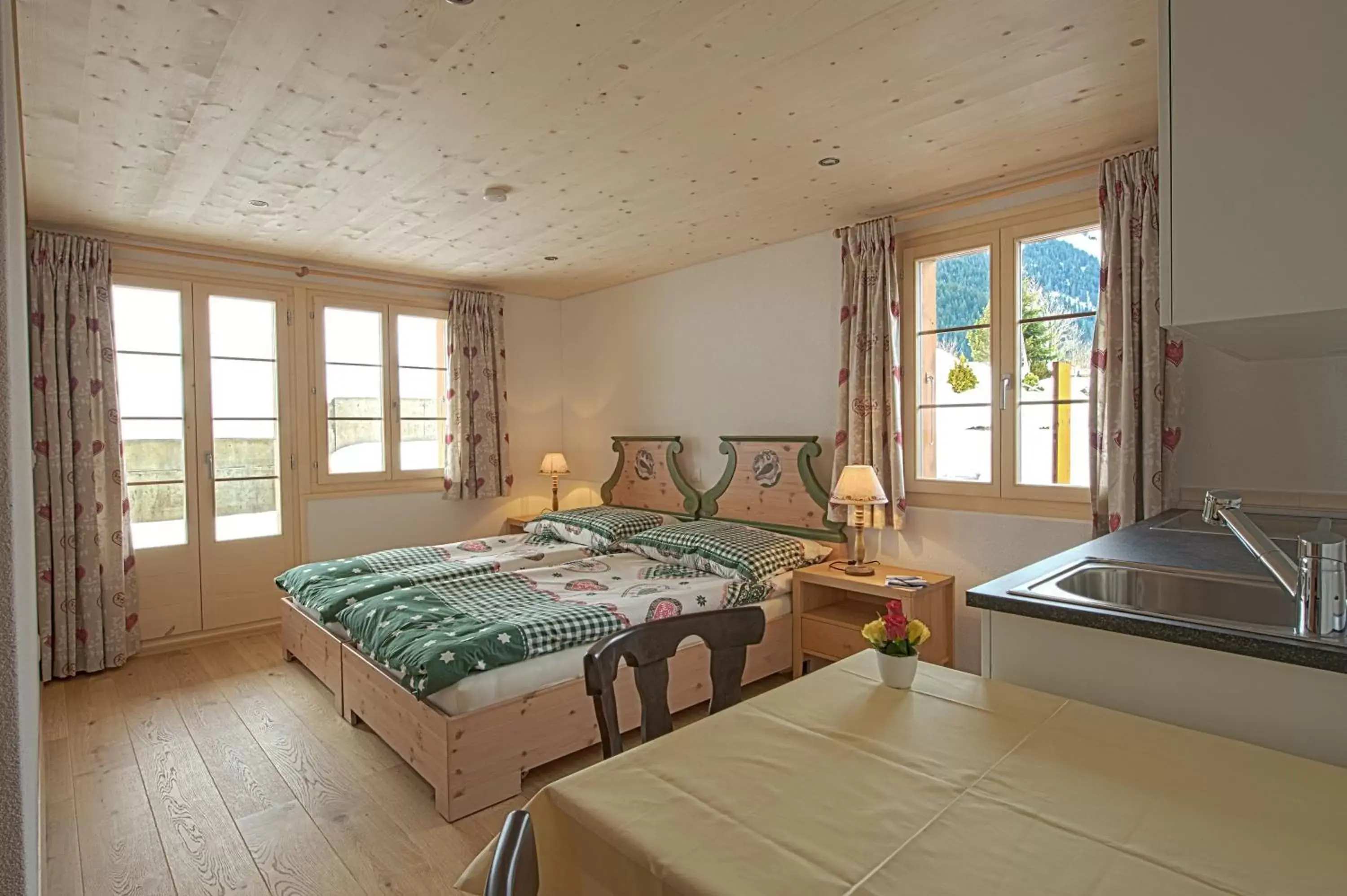 Photo of the whole room, Bed in B&B Panorama