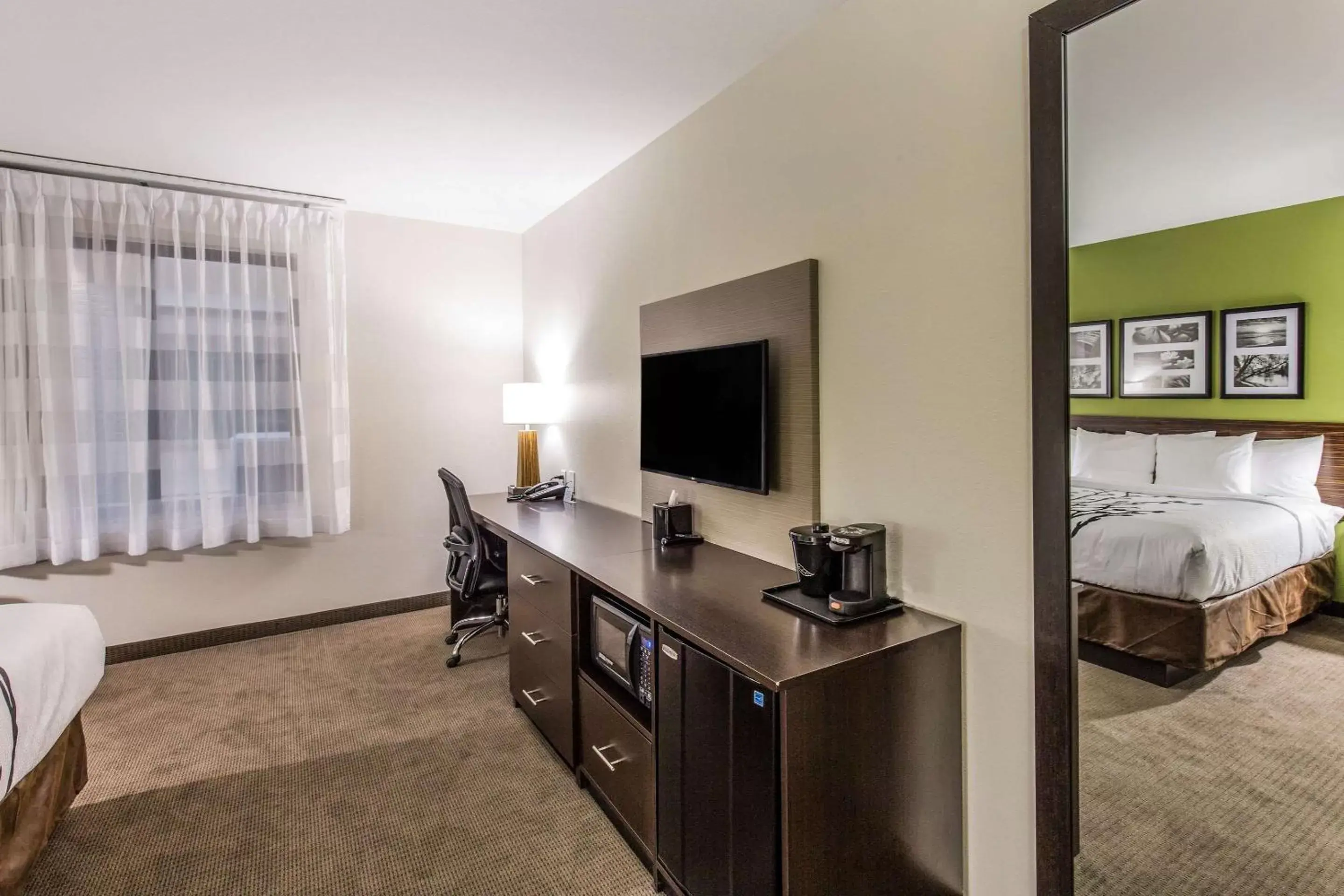Photo of the whole room, TV/Entertainment Center in Sleep Inn Dallas Love Field-Medical District