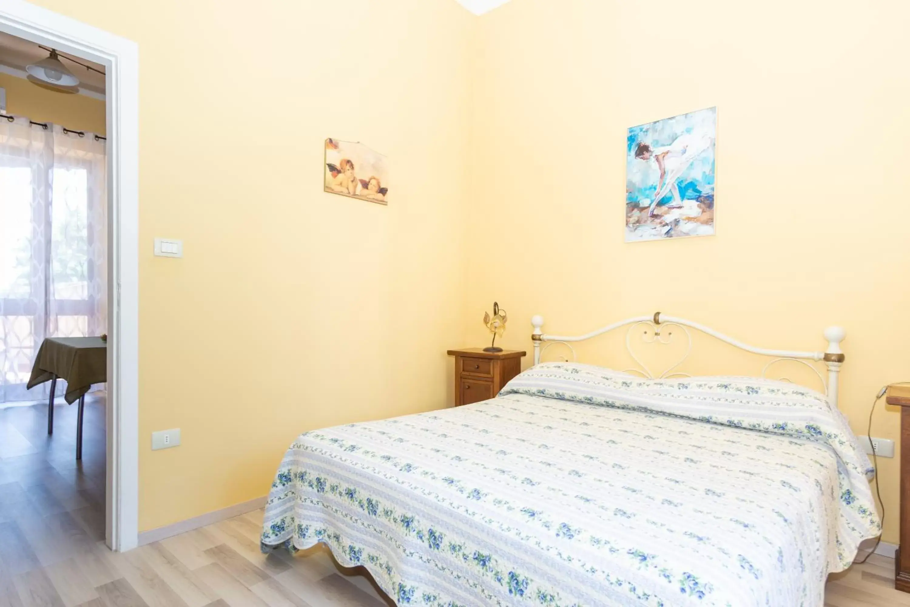 Bedroom in La Masseria