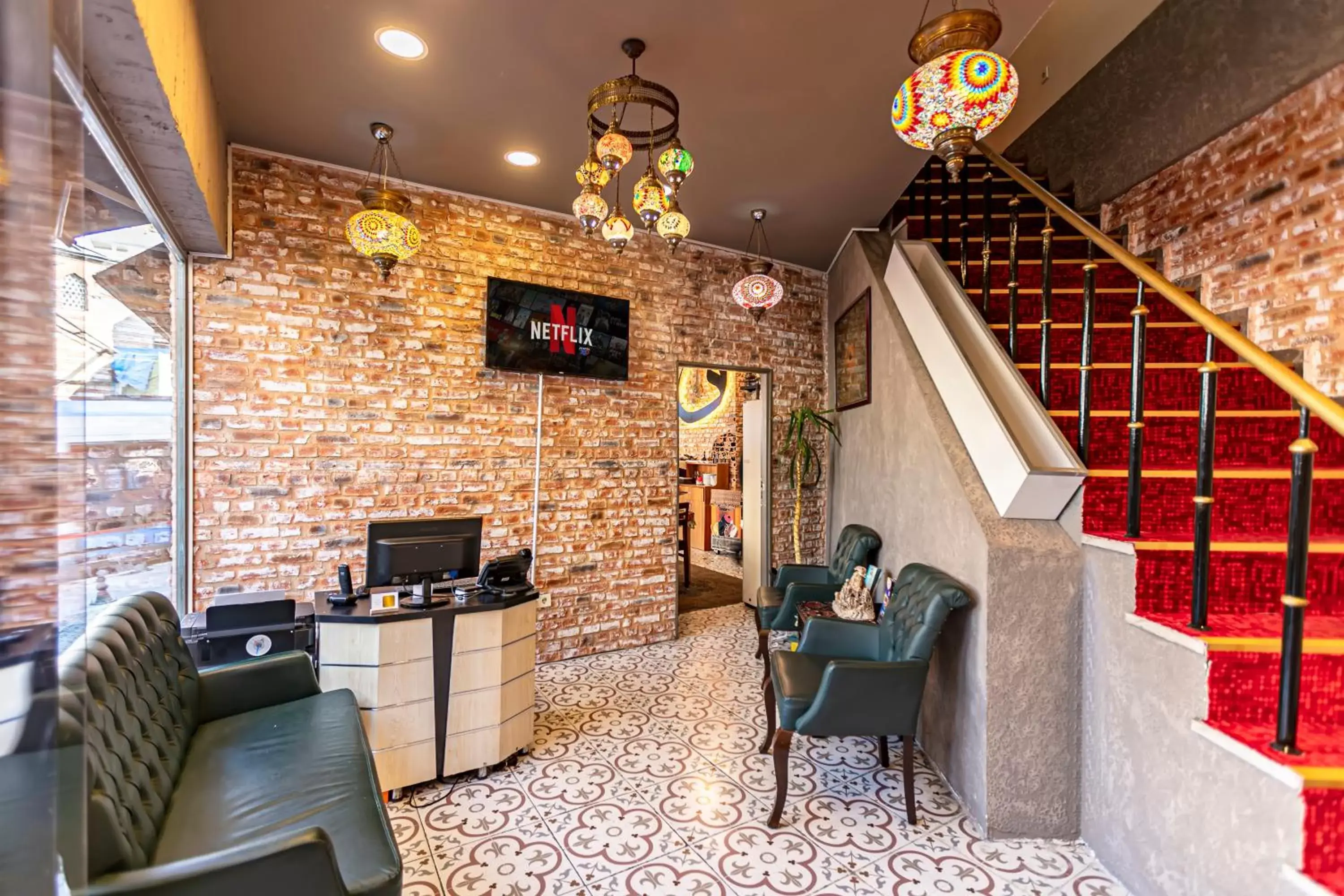 Restaurant/places to eat in Elasophia Hotel Restaurant/places to eat in Elasophia Hotel