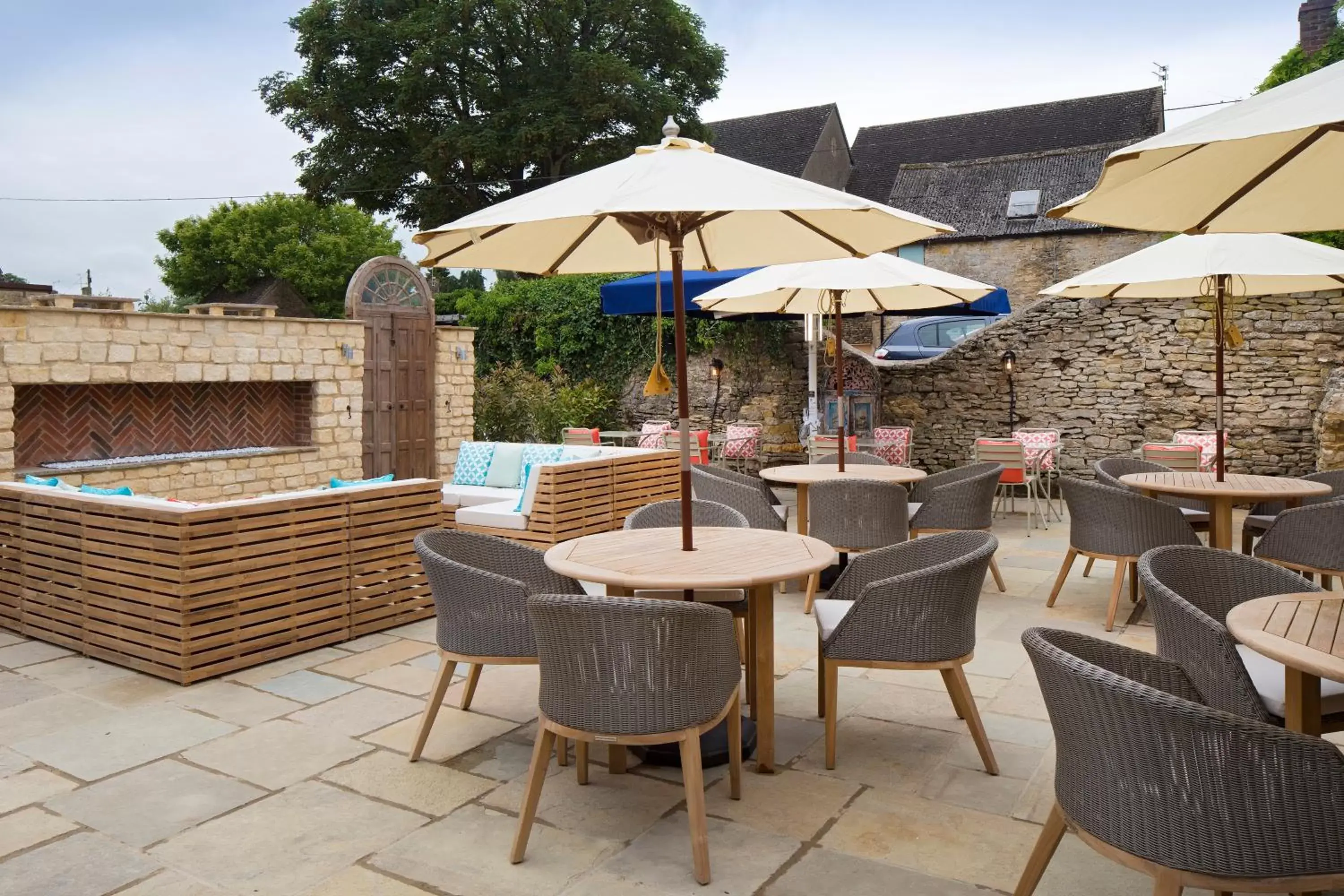 Patio, Lounge/Bar in The Sheep on Sheep Street Hotel