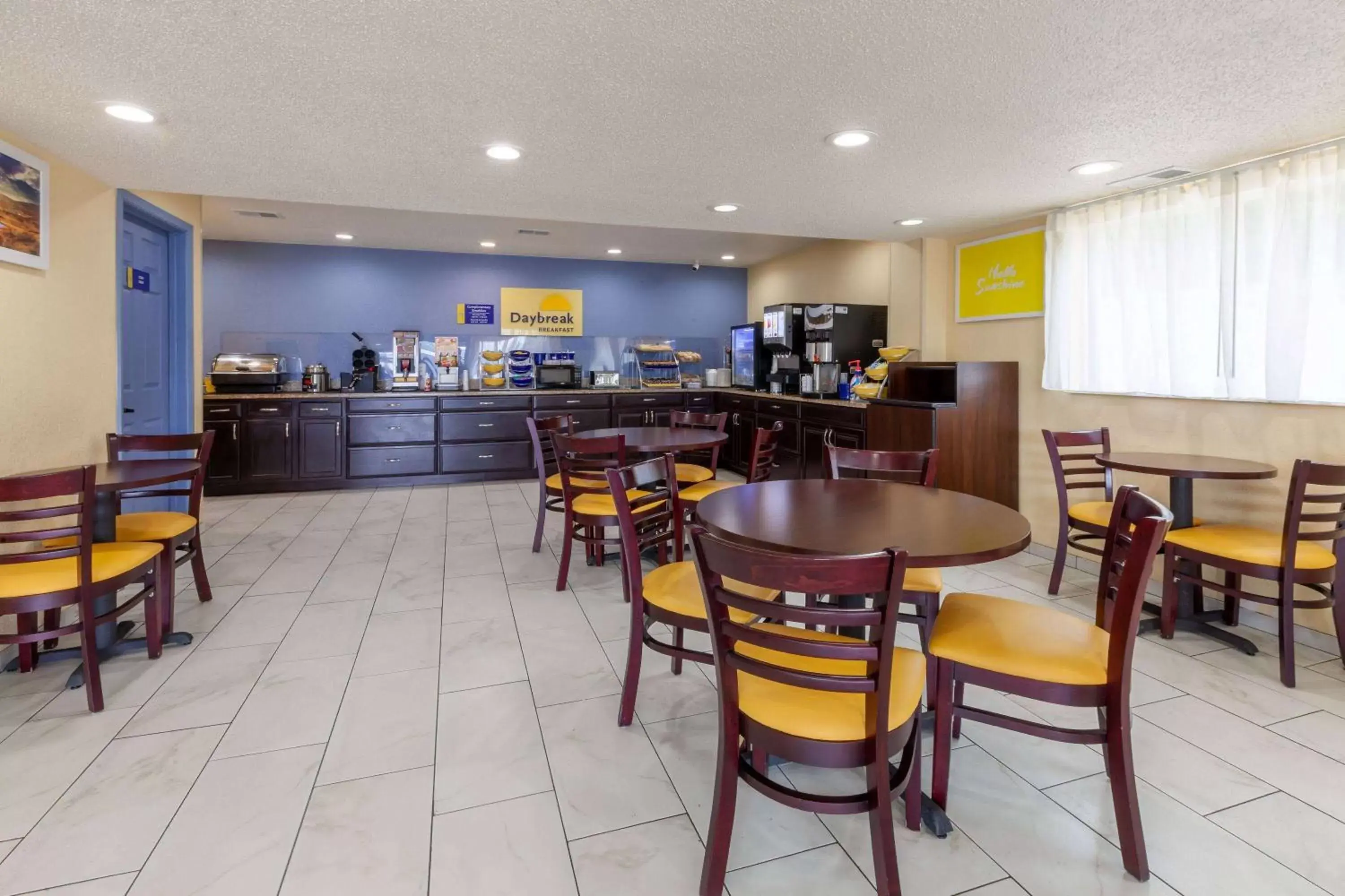 Breakfast, Restaurant/Places to Eat in Travelodge by Wyndham Charles Town - Harpers Ferry