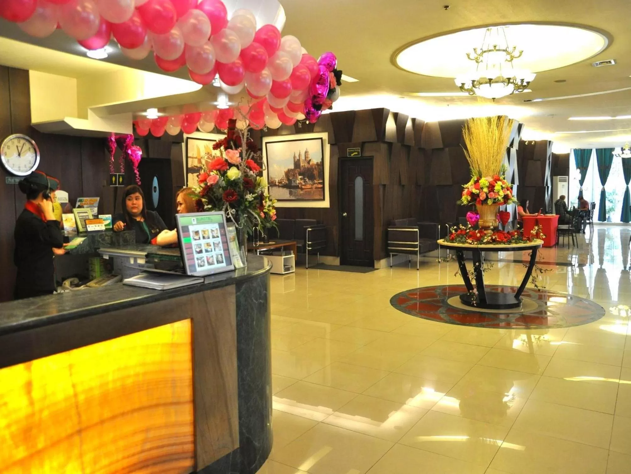 Lobby or reception in Eurotel North EDSA