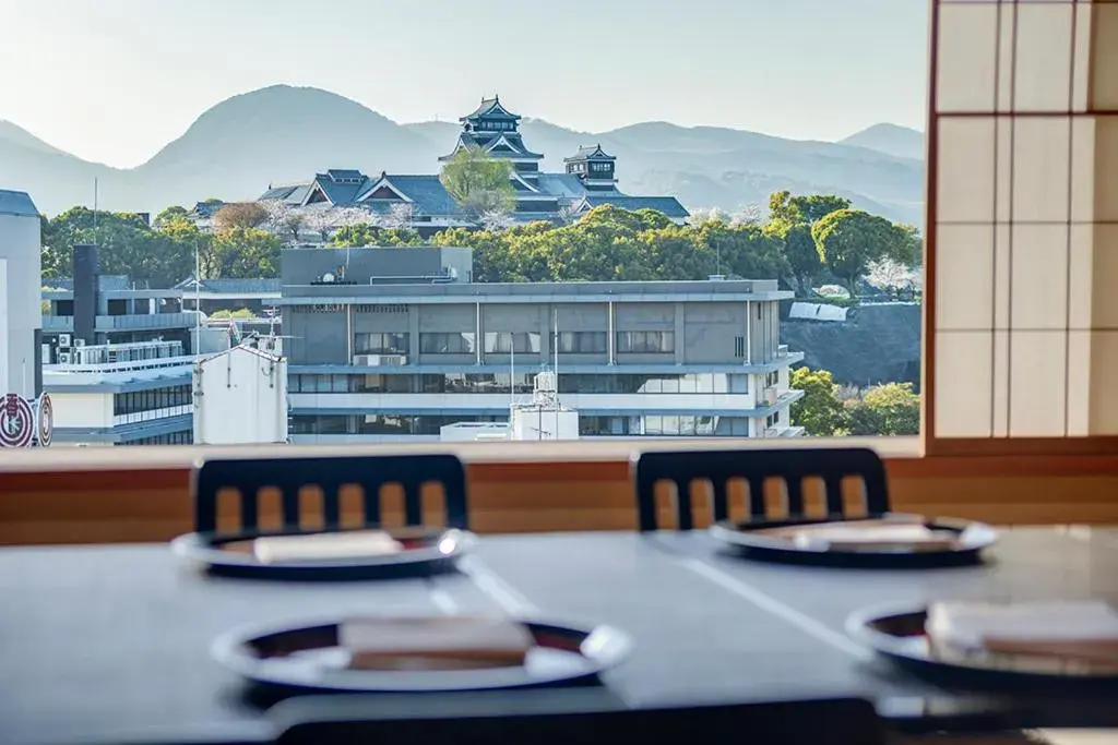Restaurant/Places to Eat in Hotel Nikko Kumamoto