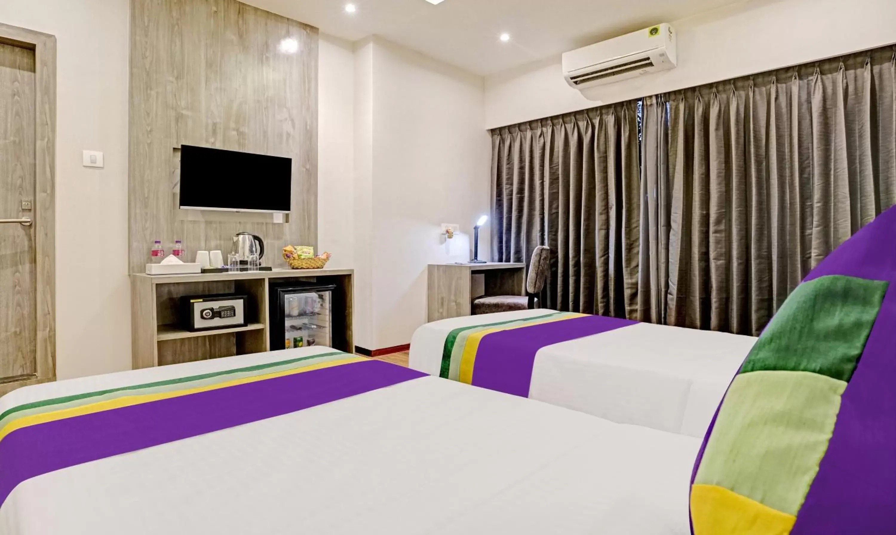 Bedroom, Bed in Treebo Premium Widlor Boutique Bedroom, Bed in Treebo Premium Widlor Boutique