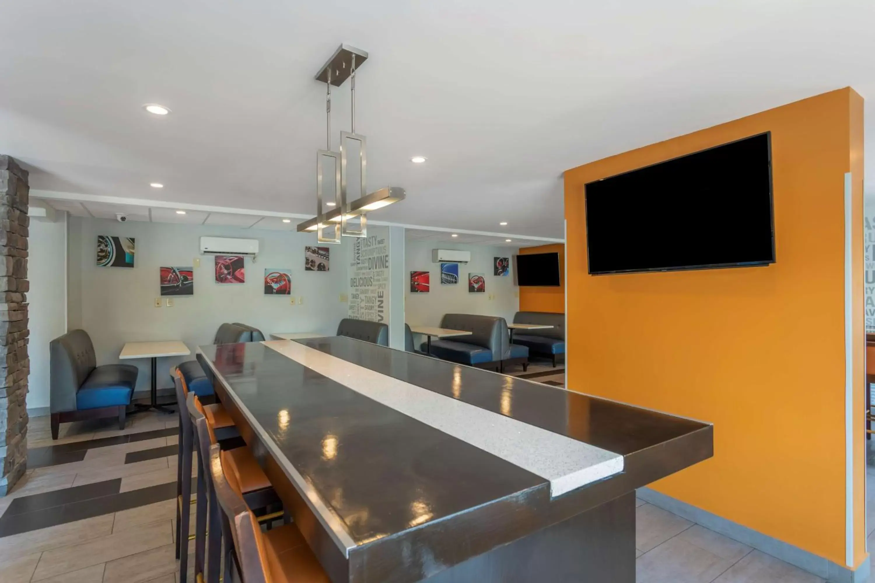 Breakfast in Best Western Plus Bowling Green Breakfast in Best Western Plus Bowling Green