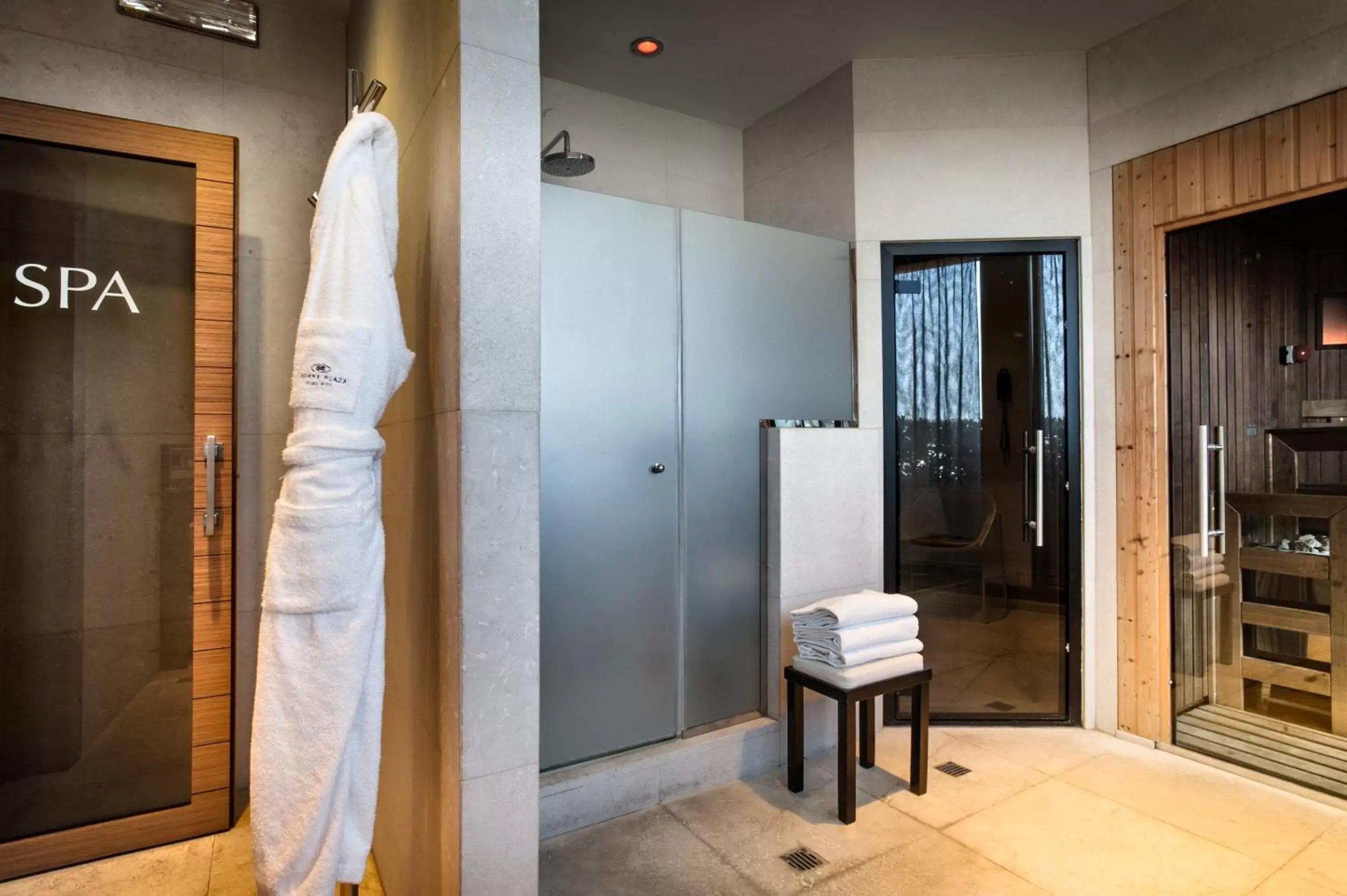 Fitness centre/facilities, Bathroom in Crowne Plaza Milan City, an IHG Hotel