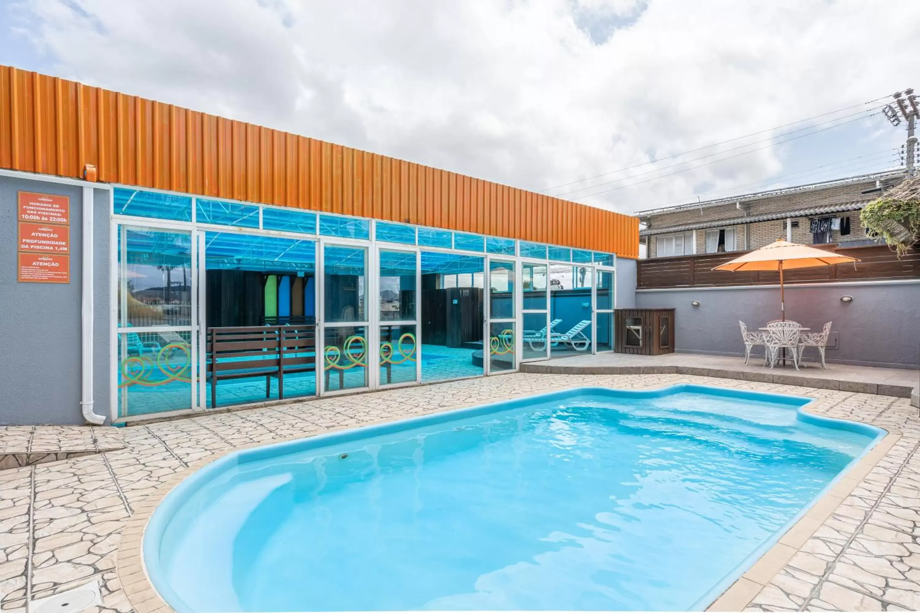 Swimming Pool in Hotel Conexão