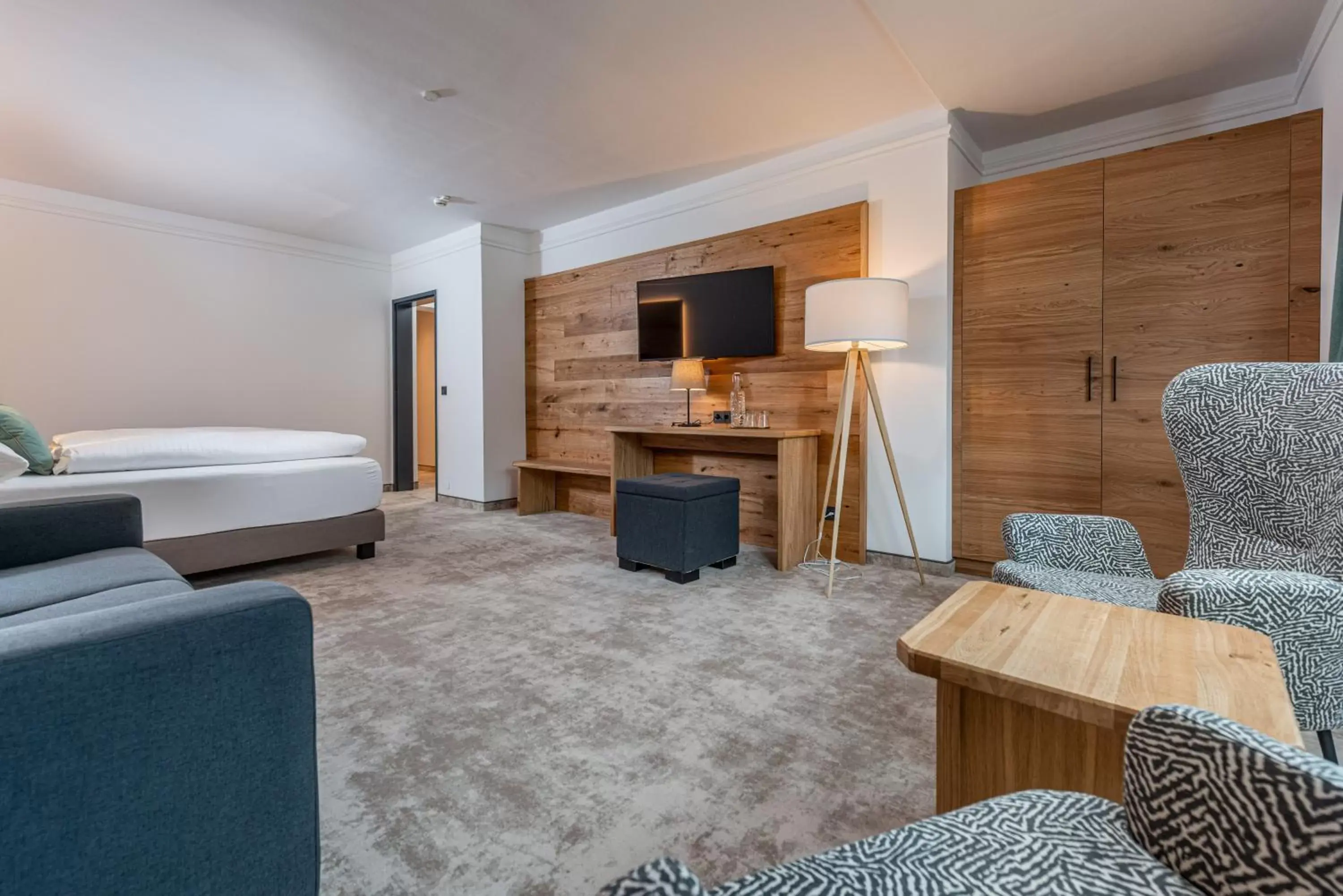 Deluxe Double Room with City View in Stadtvilla Schladming Boutiquehotel Deluxe Double Room with City View in Stadtvilla Schladming Boutiquehotel