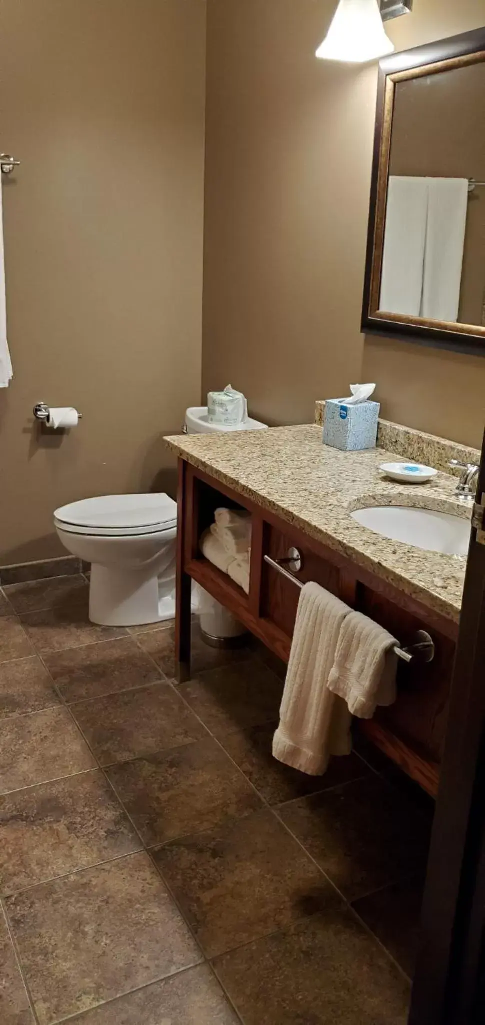 Bathroom in Timberlake Lodge