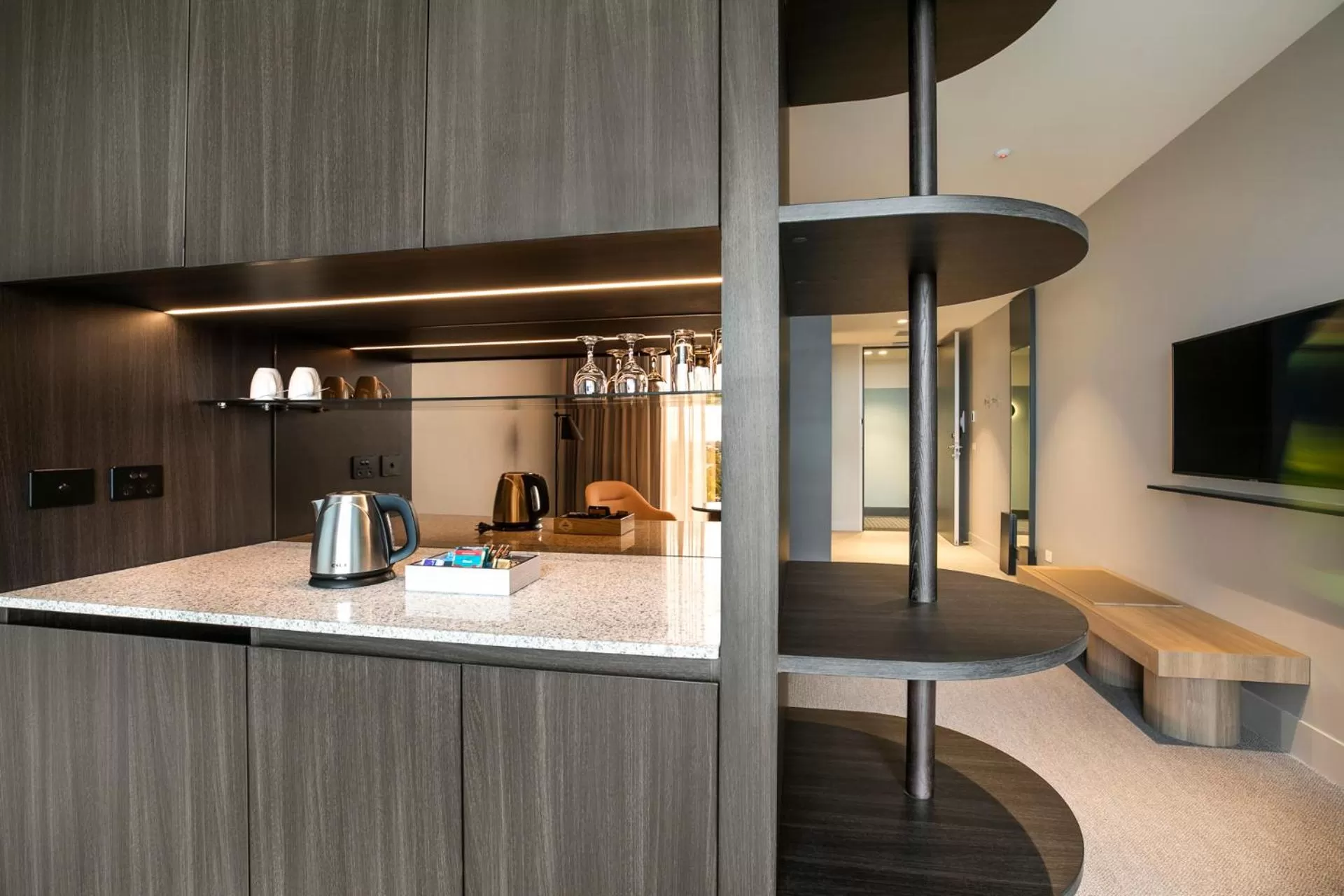 Kitchen or kitchenette in Holiday Inn Werribee by IHG