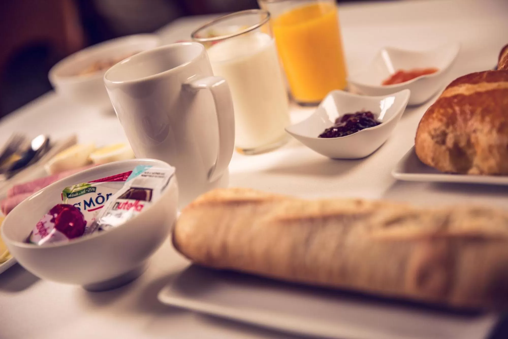 Buffet breakfast in Timhotel Paris Gare de Lyon