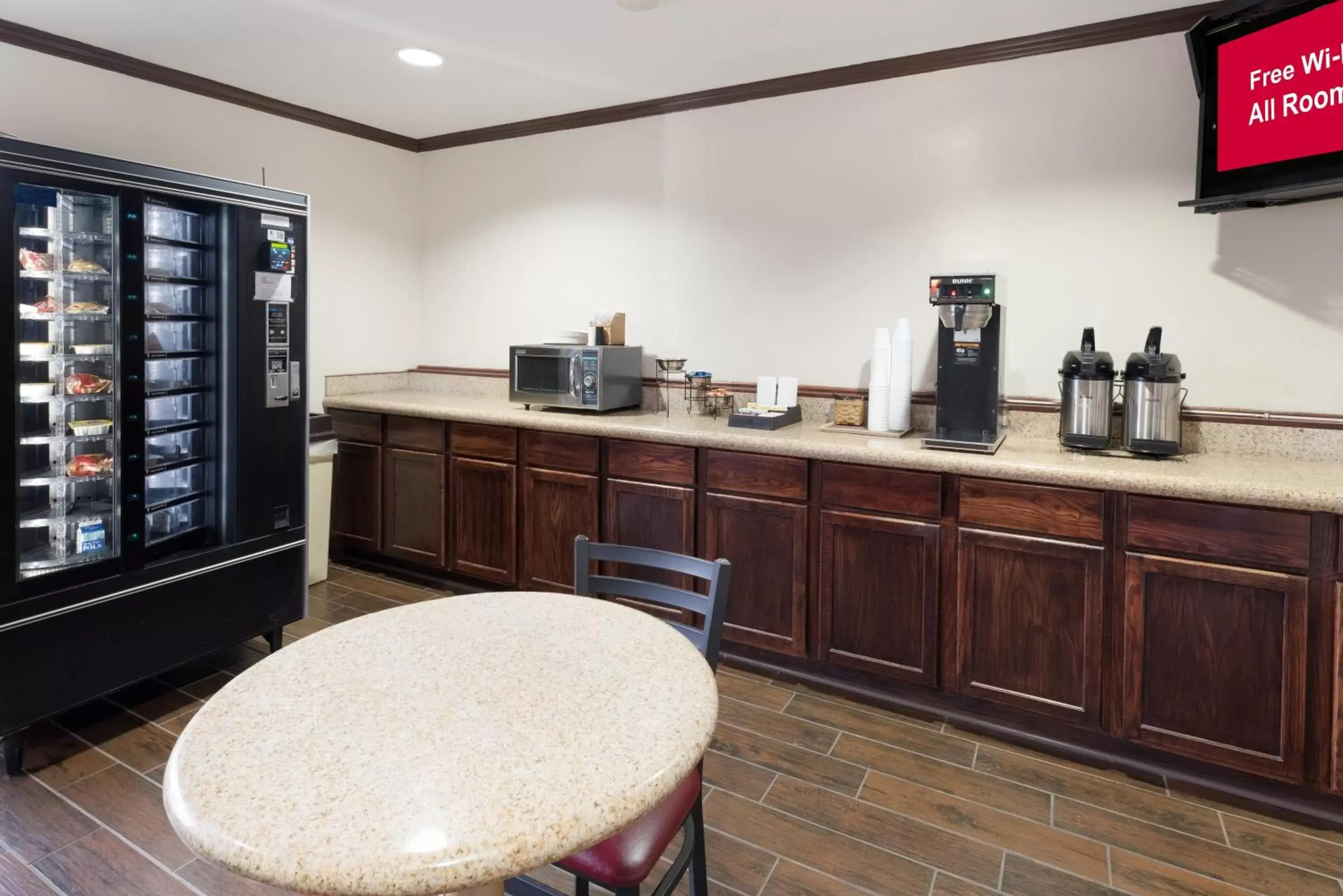 Other, Kitchen/Kitchenette in Red Roof Inn Fort Wayne