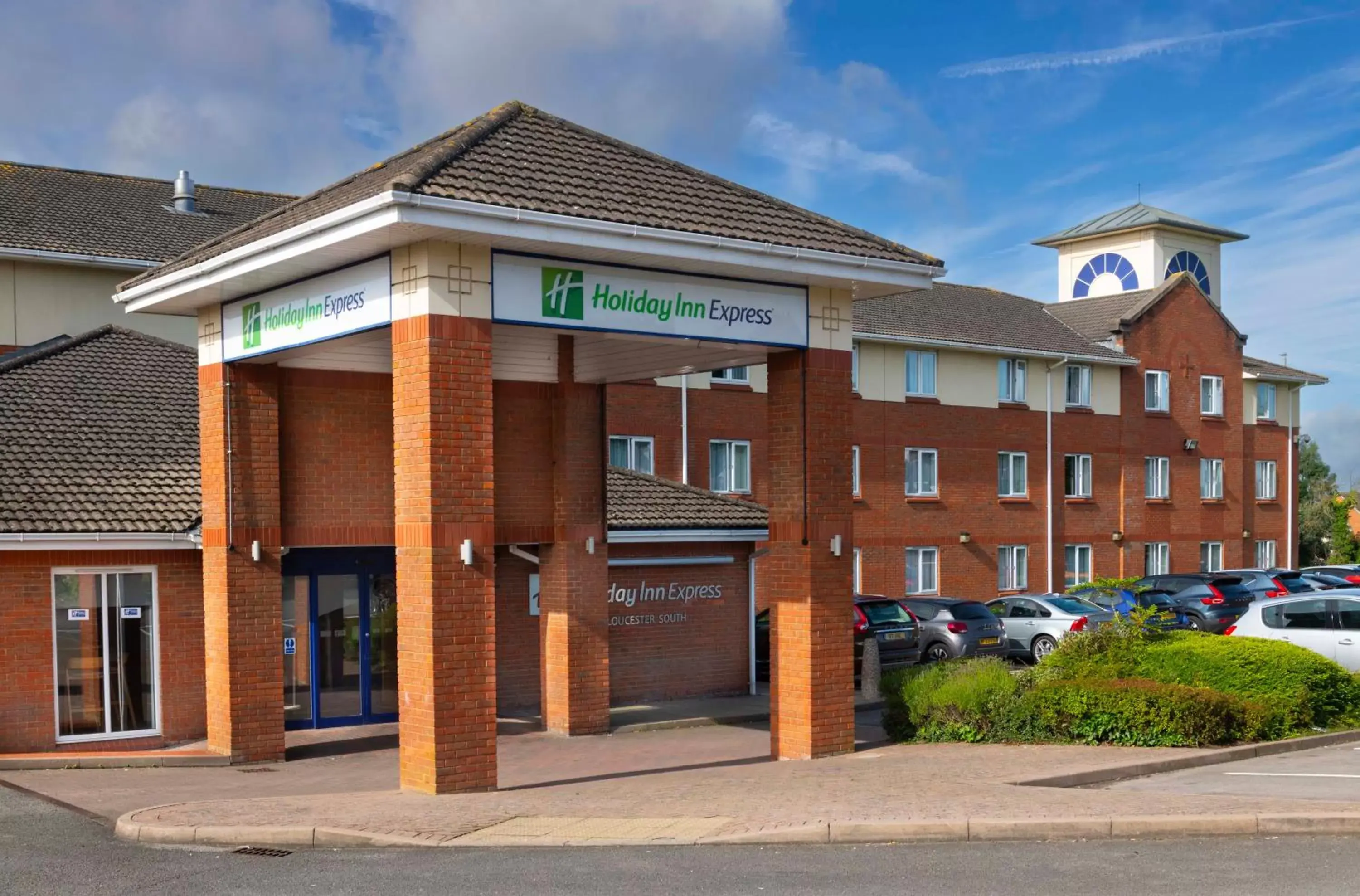 Property Building in Holiday Inn Express Gloucester - South, an IHG Hotel