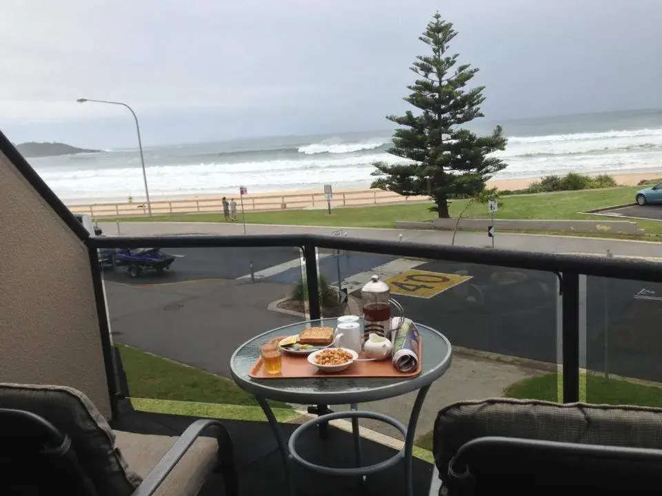 Balcony/Terrace in Beachhouse Mollymook