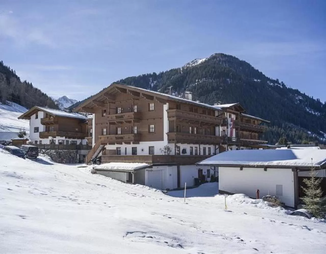 Property building, Winter in Hotel Aschauer Hof z'Fritzn