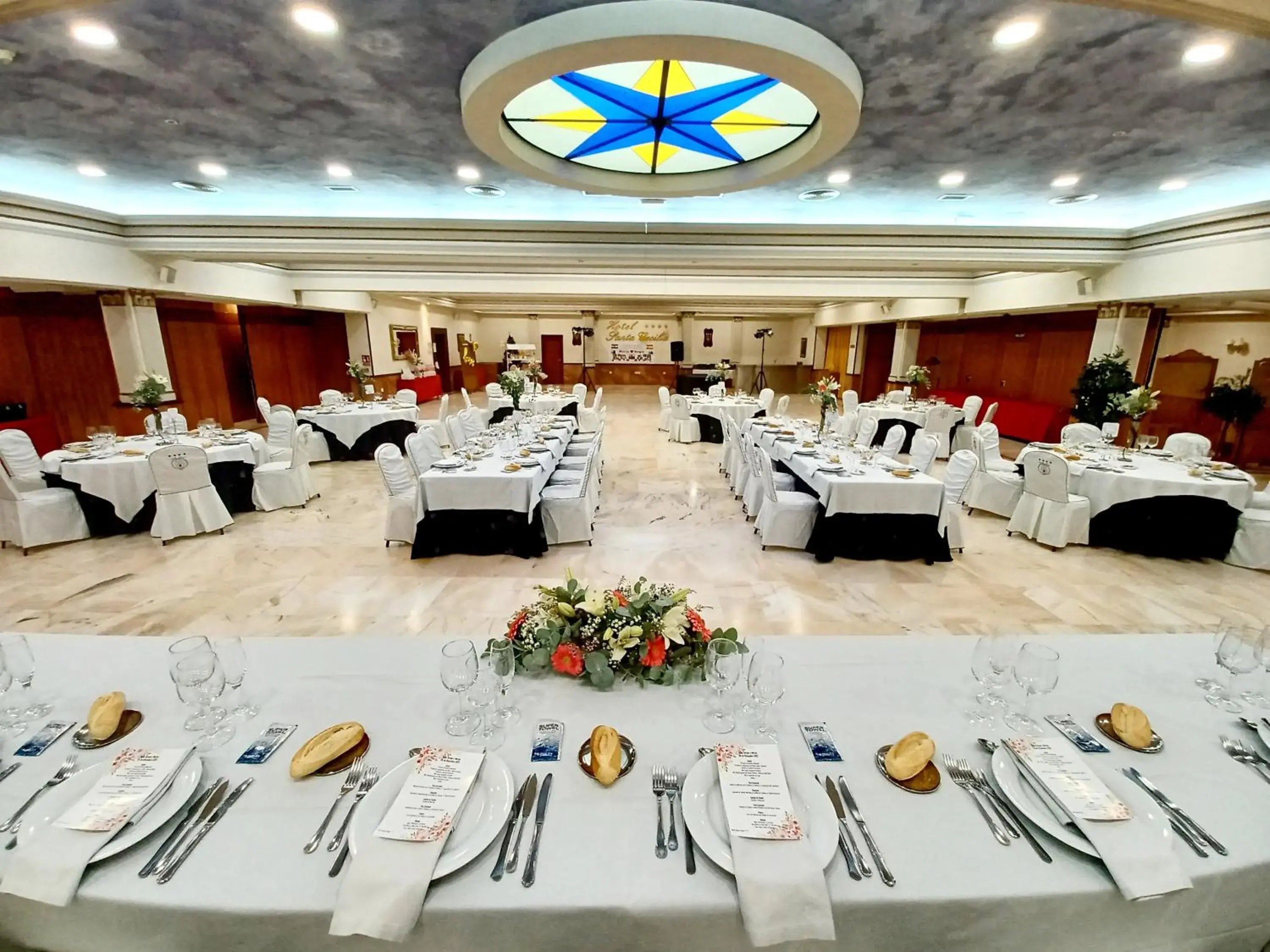 Banquet/Function facilities, Banquet Facilities in Hotel Santa Cecilia