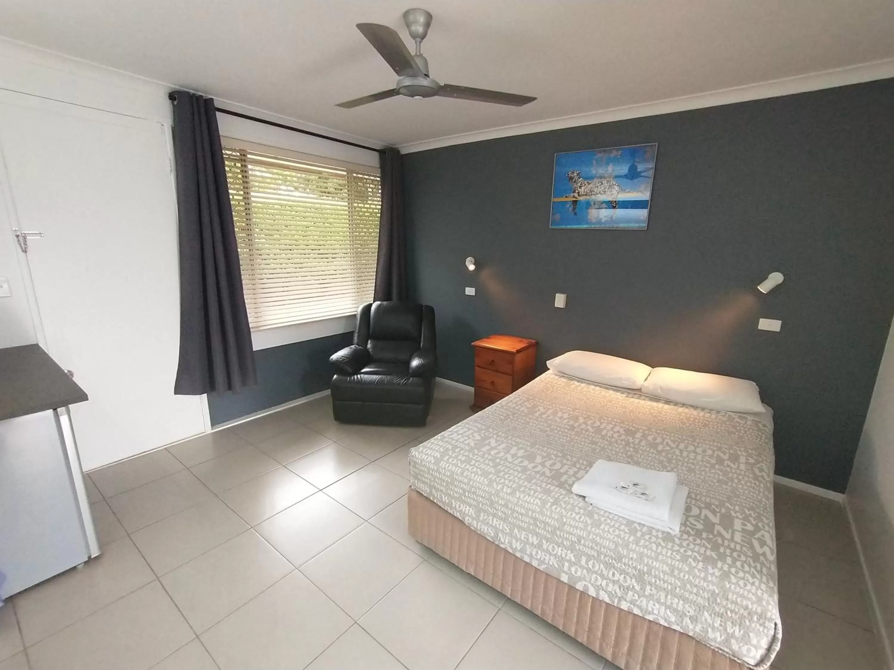 Photo of the whole room, Bed in Aspley Sunset Motel