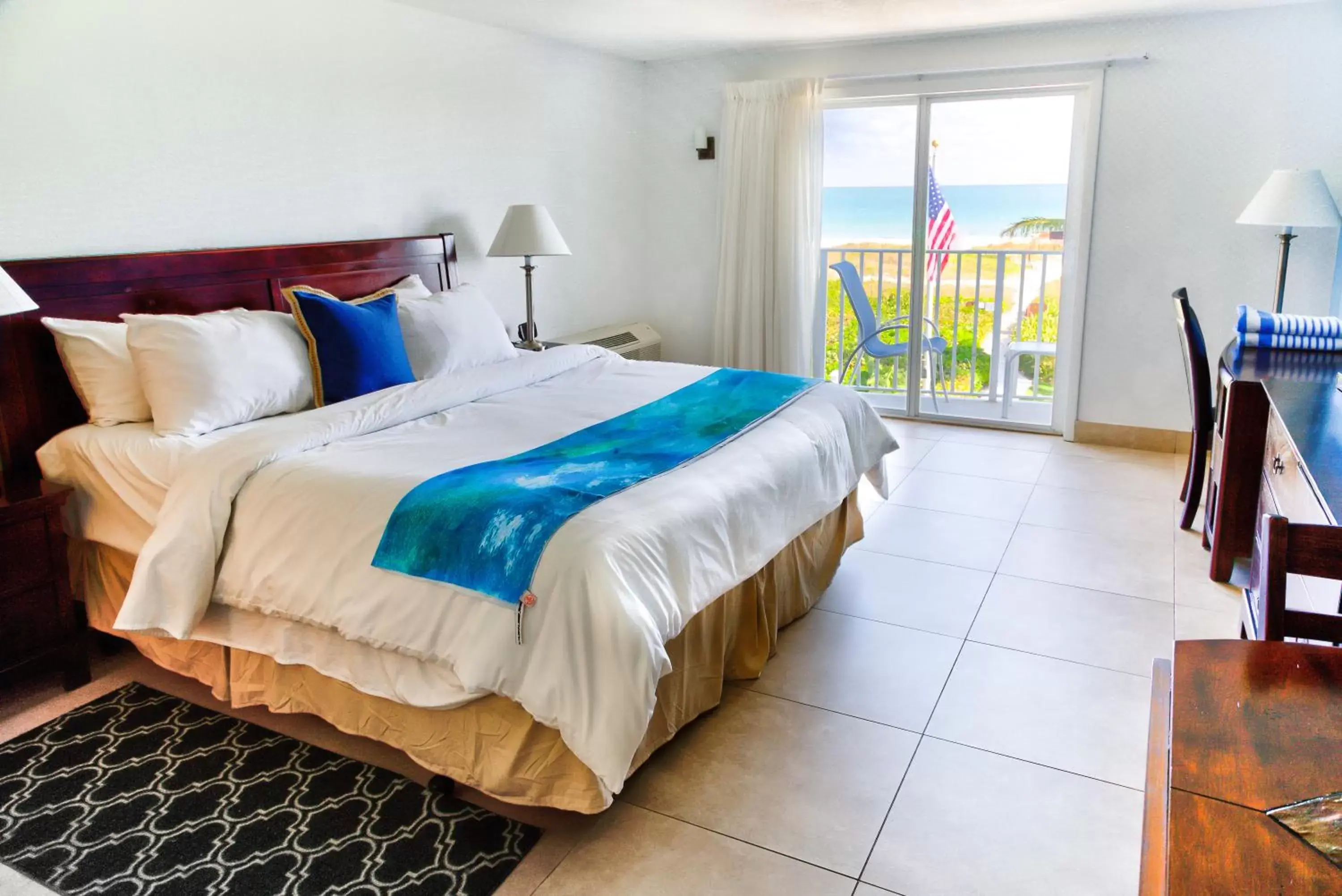 Bedroom, Bed in Prestige Hotel Vero Beach