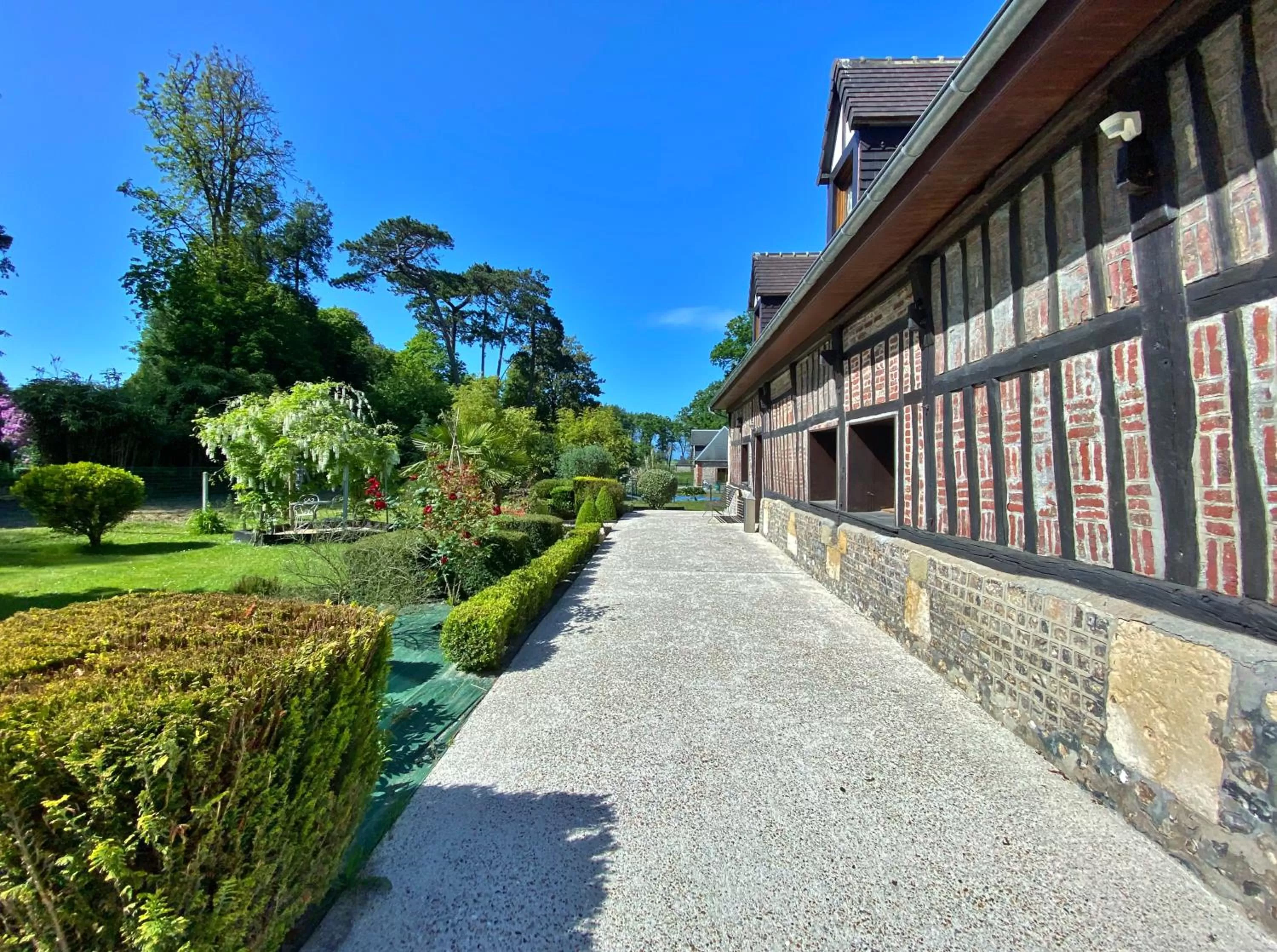 Facade/entrance in chambres et gites d'étretat