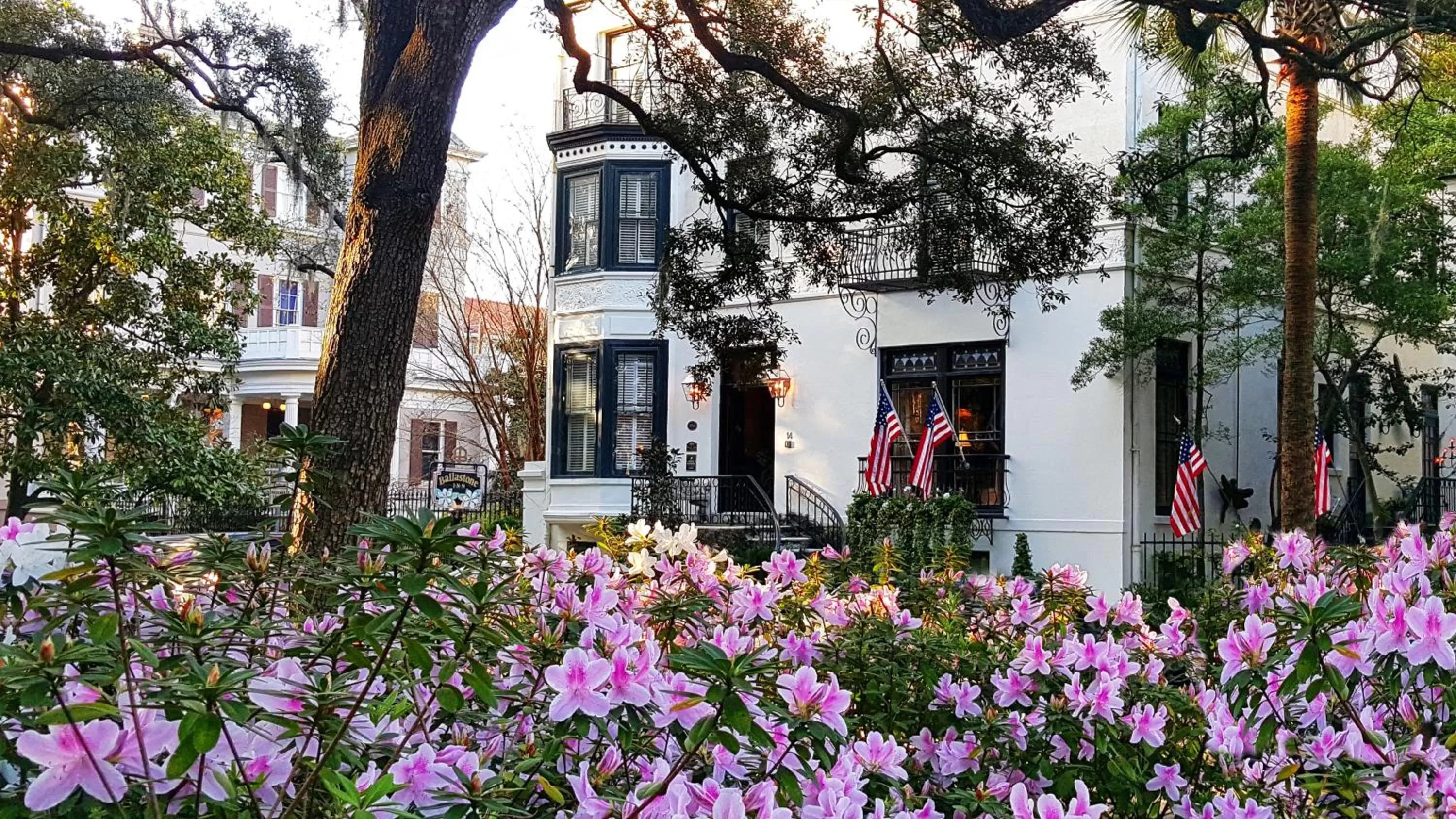 Facade/entrance, Property Building in Ballastone Inn