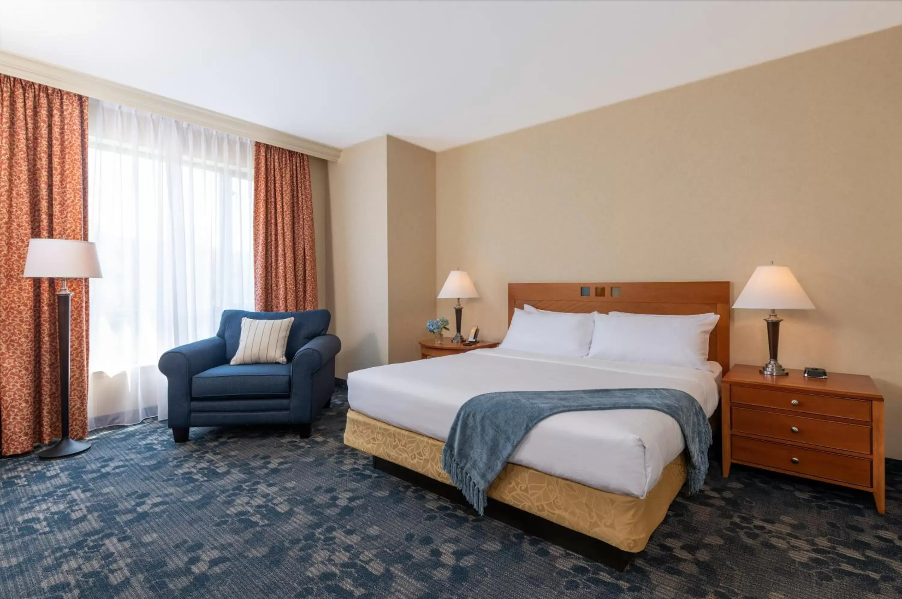 Bed in Southbridge Hotel and Conference Center