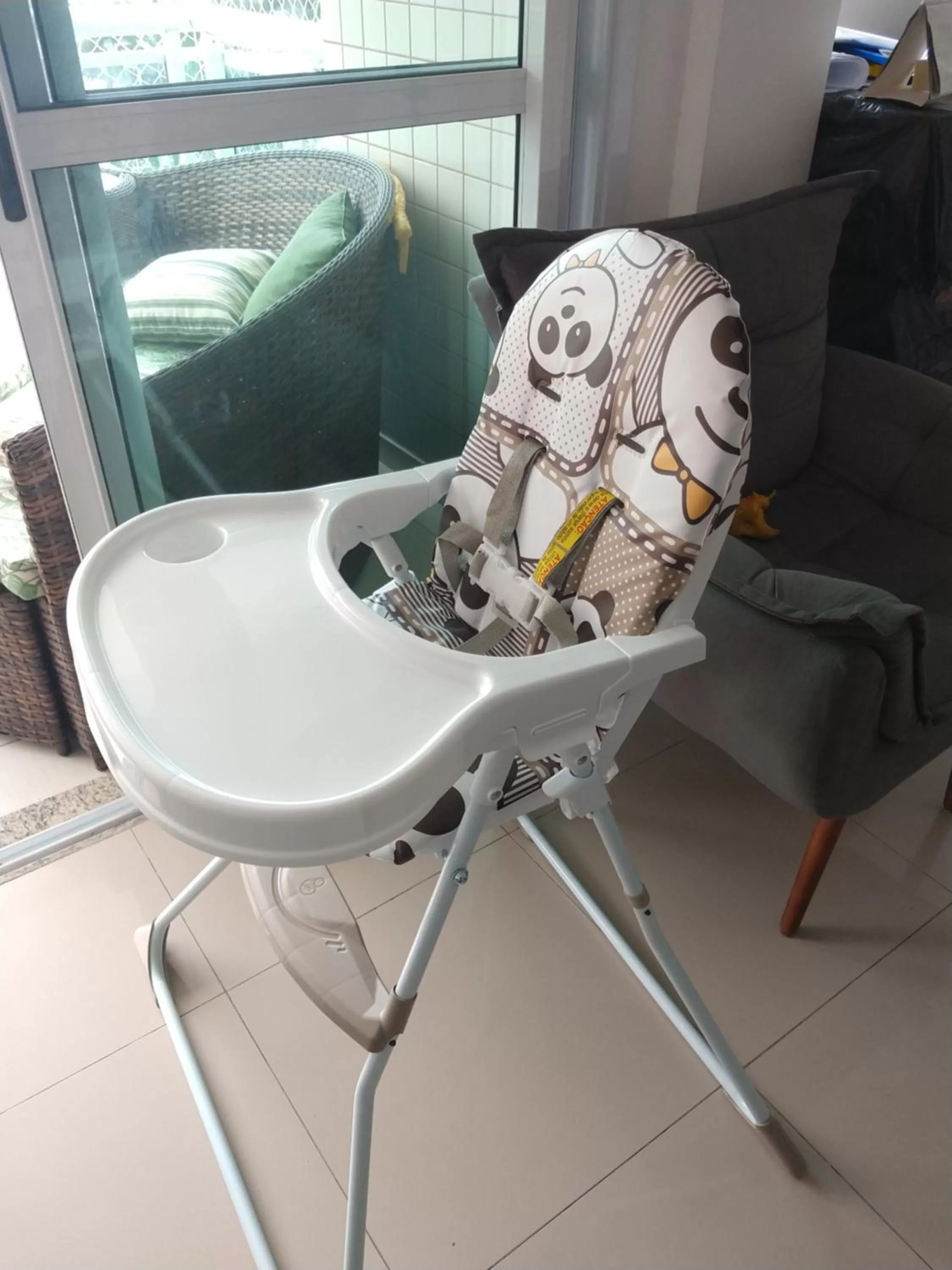 cot in Apartamento no Golden Lake - pé na areia, agua de côco e cervejinha