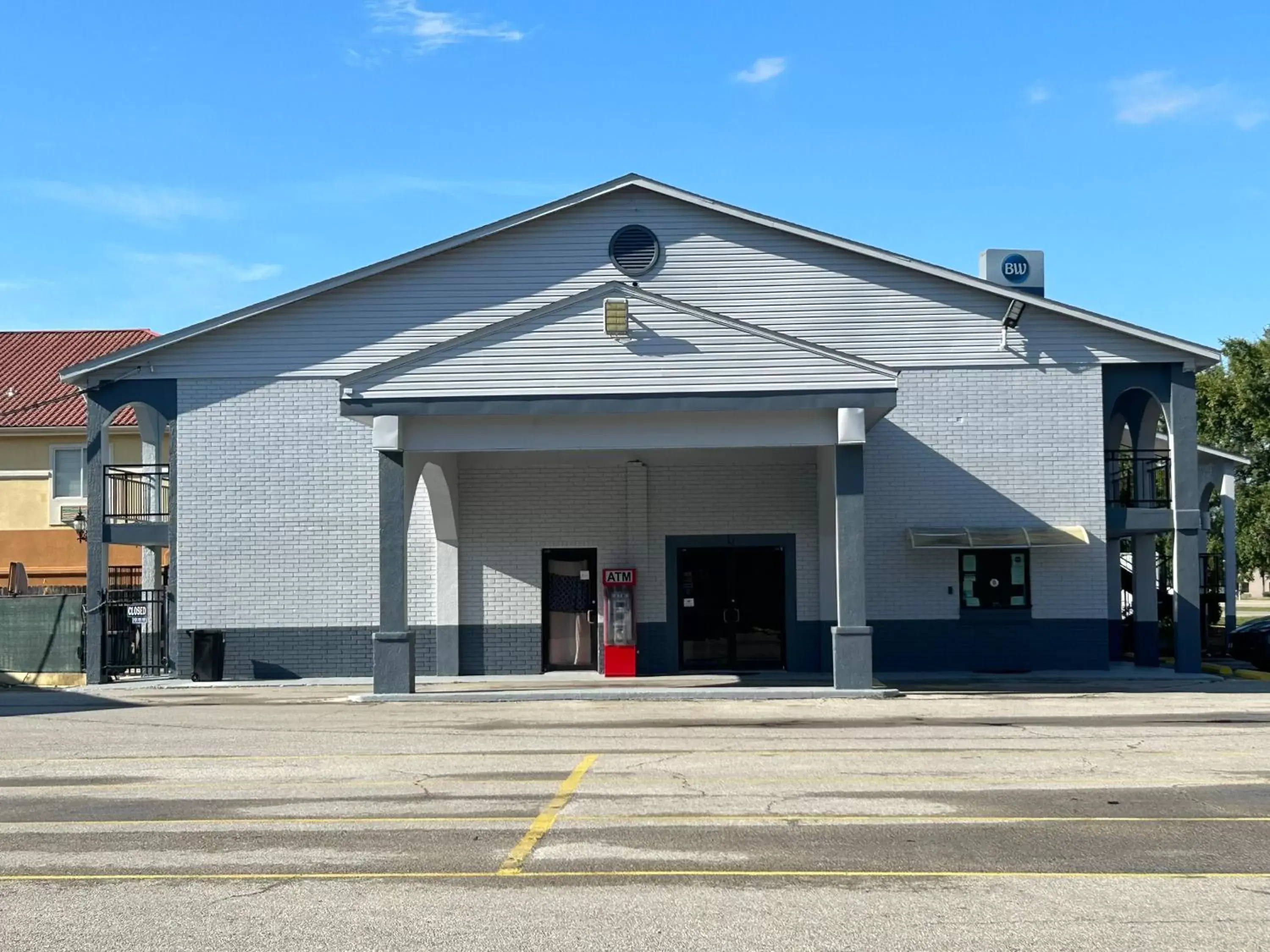 Property building in Super 7 Property building in Super 7