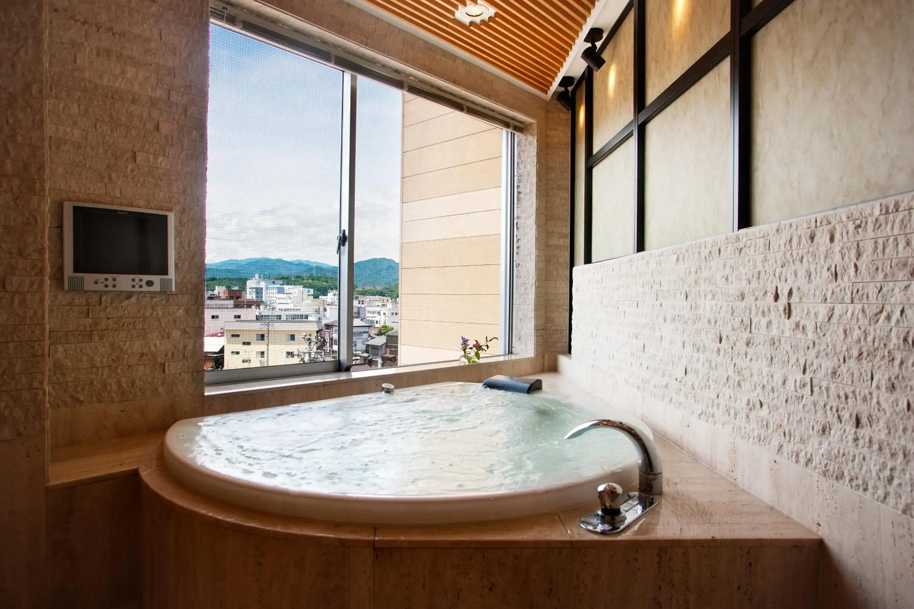 Spa and wellness centre/facilities, Bathroom in Honjin Hiranoya Kachoan