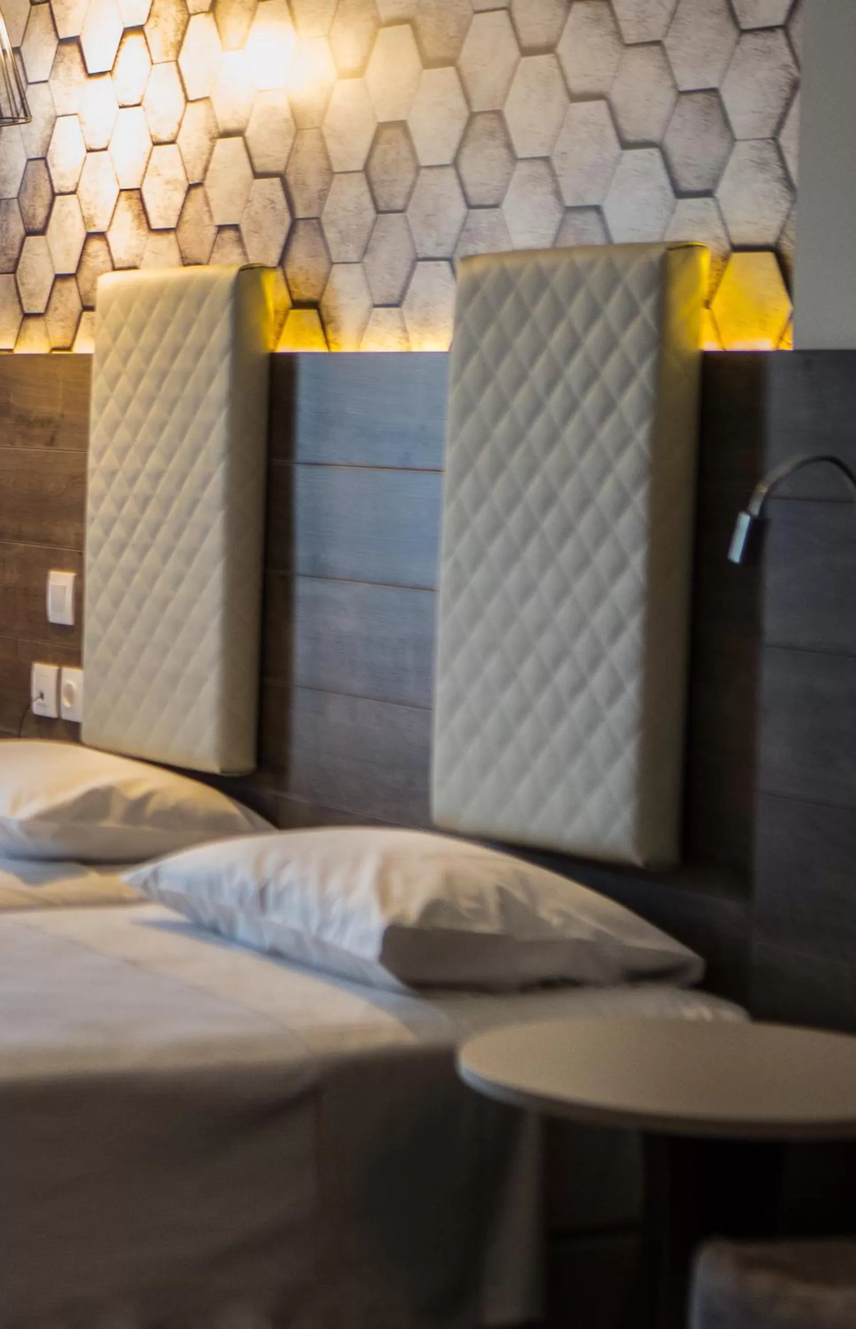 Area and facilities, Bed in Metropolitan