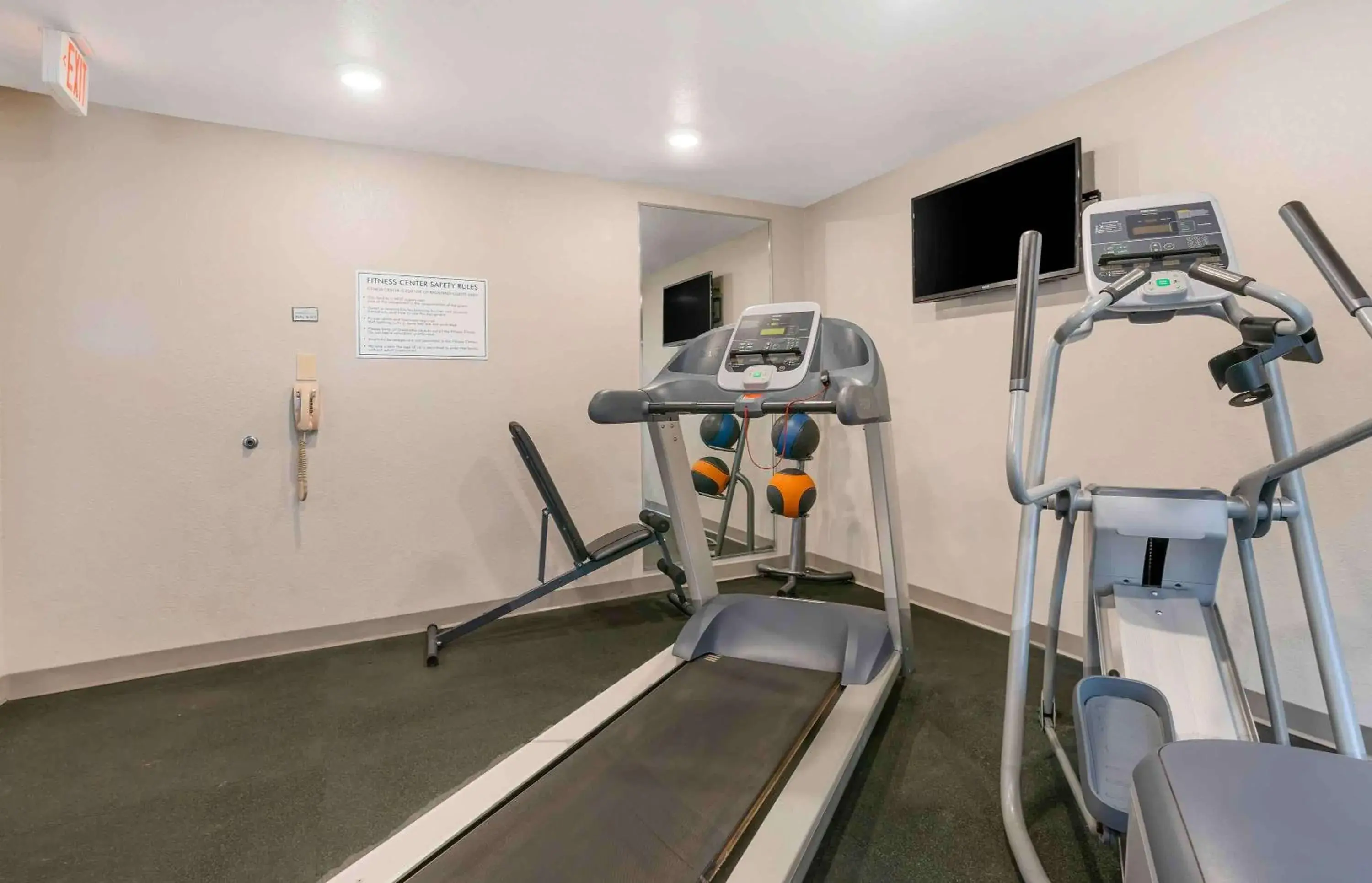 Fitness centre/facilities, Fitness Center/Facilities in Extended Stay America Select Suites - Louisville - Airport